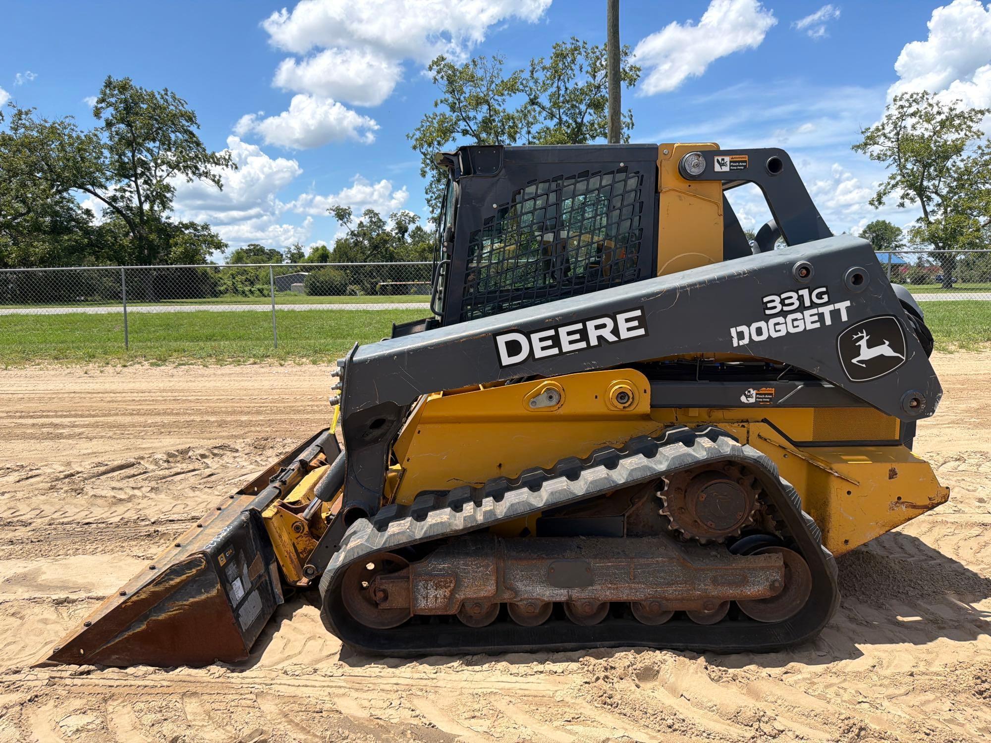 2019 John Deere 331G