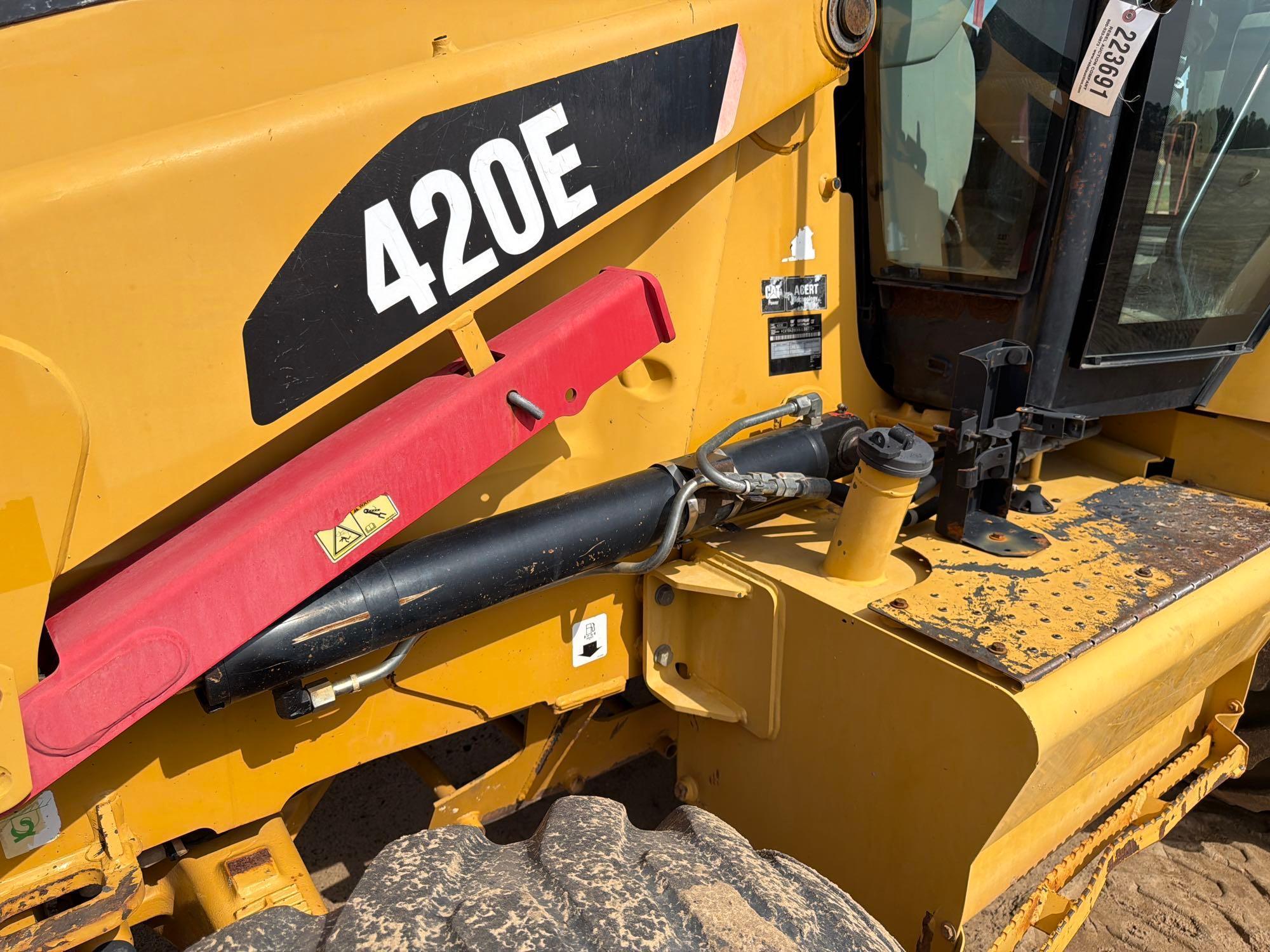 2011 Caterpillar 420E