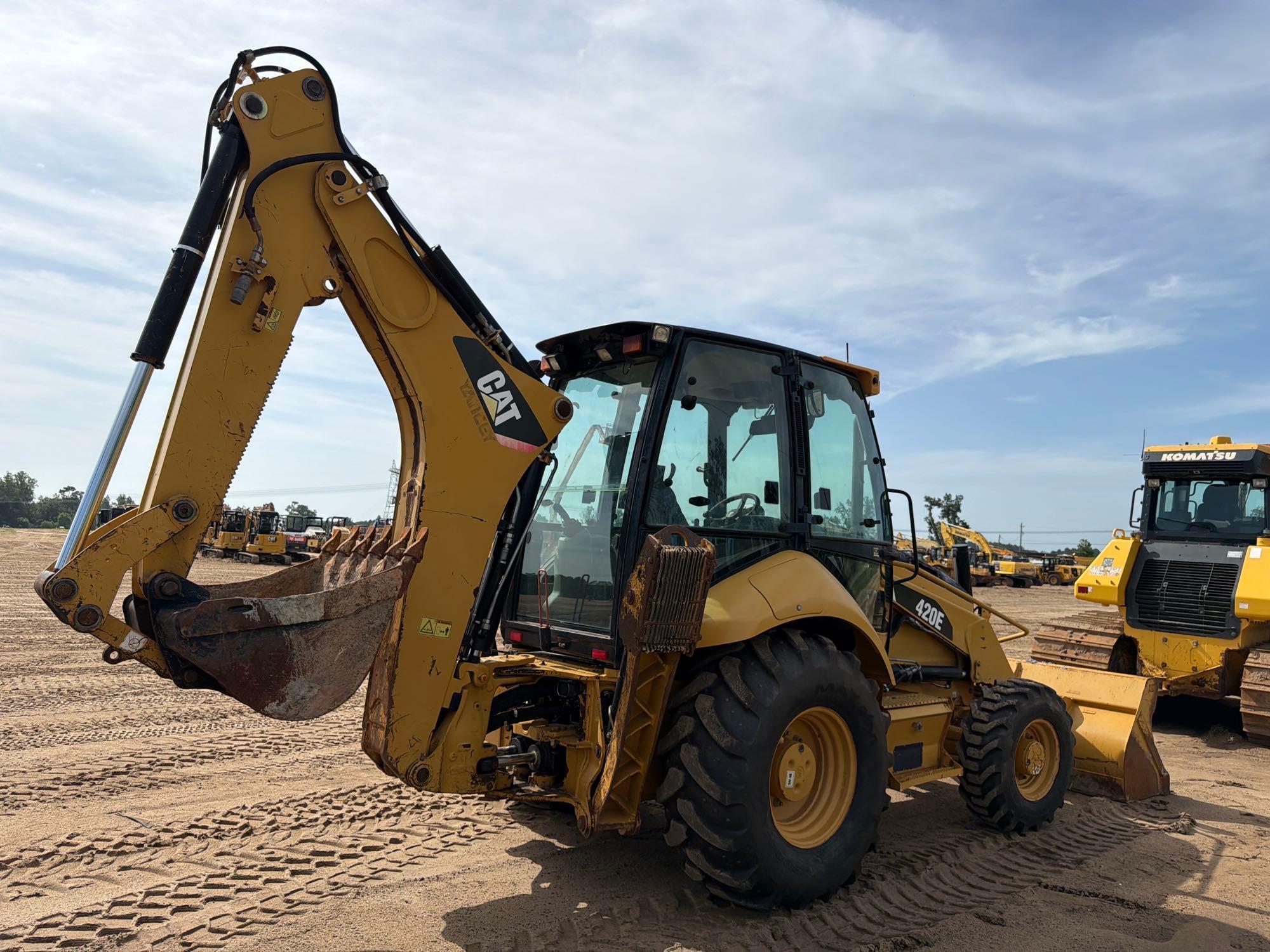 2011 Caterpillar 420E