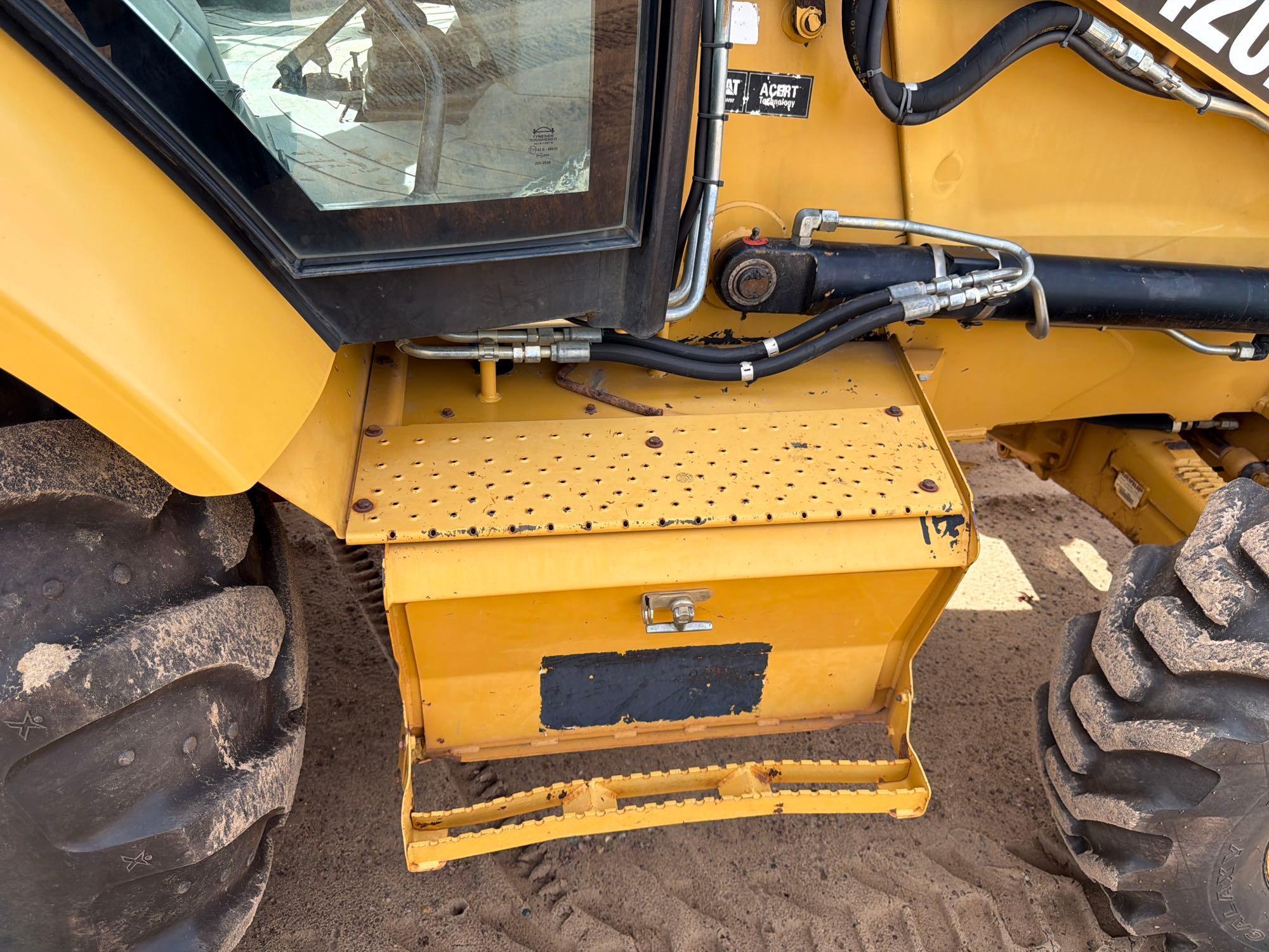2011 Caterpillar 420E