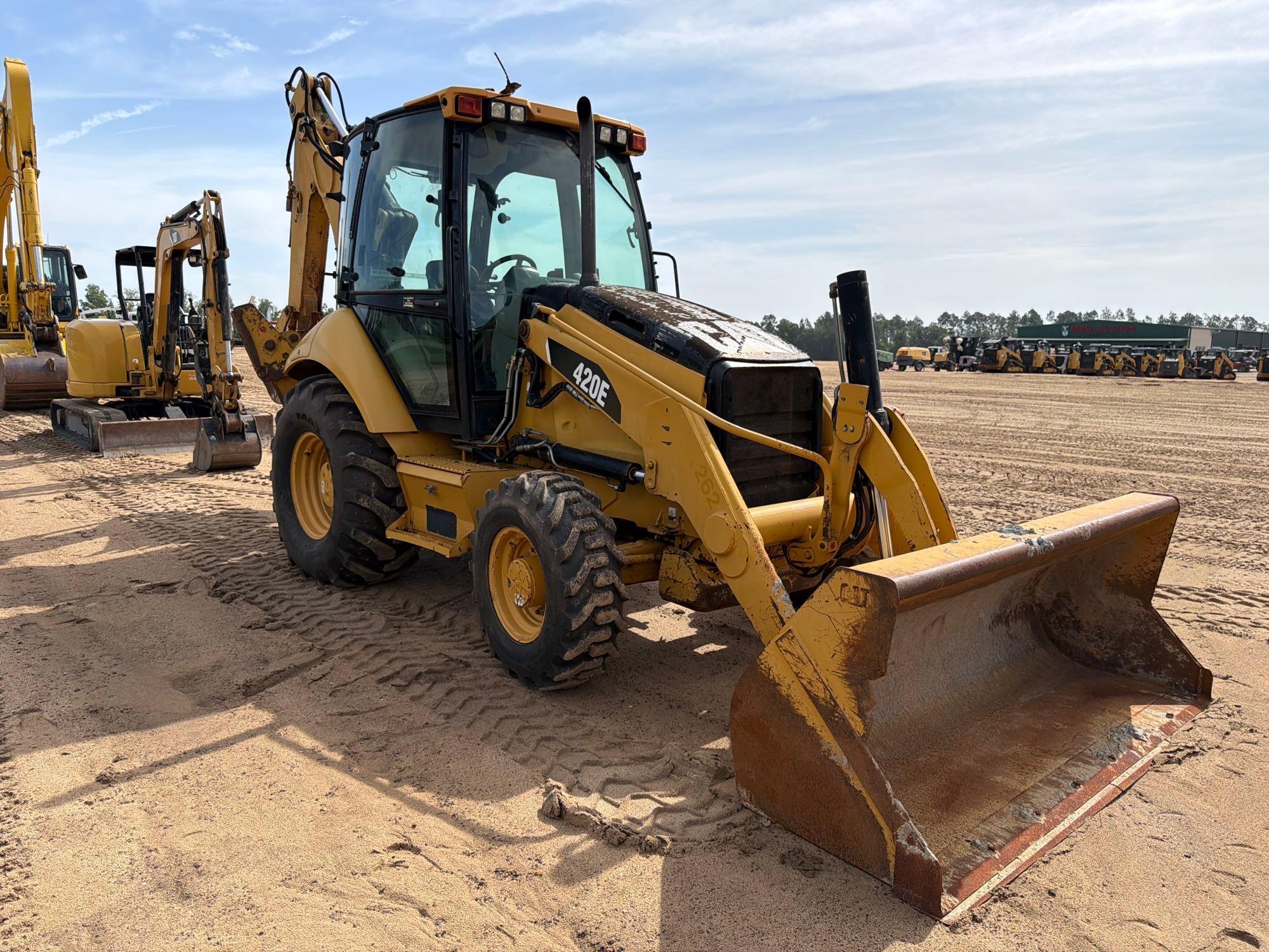 2011 Caterpillar 420E