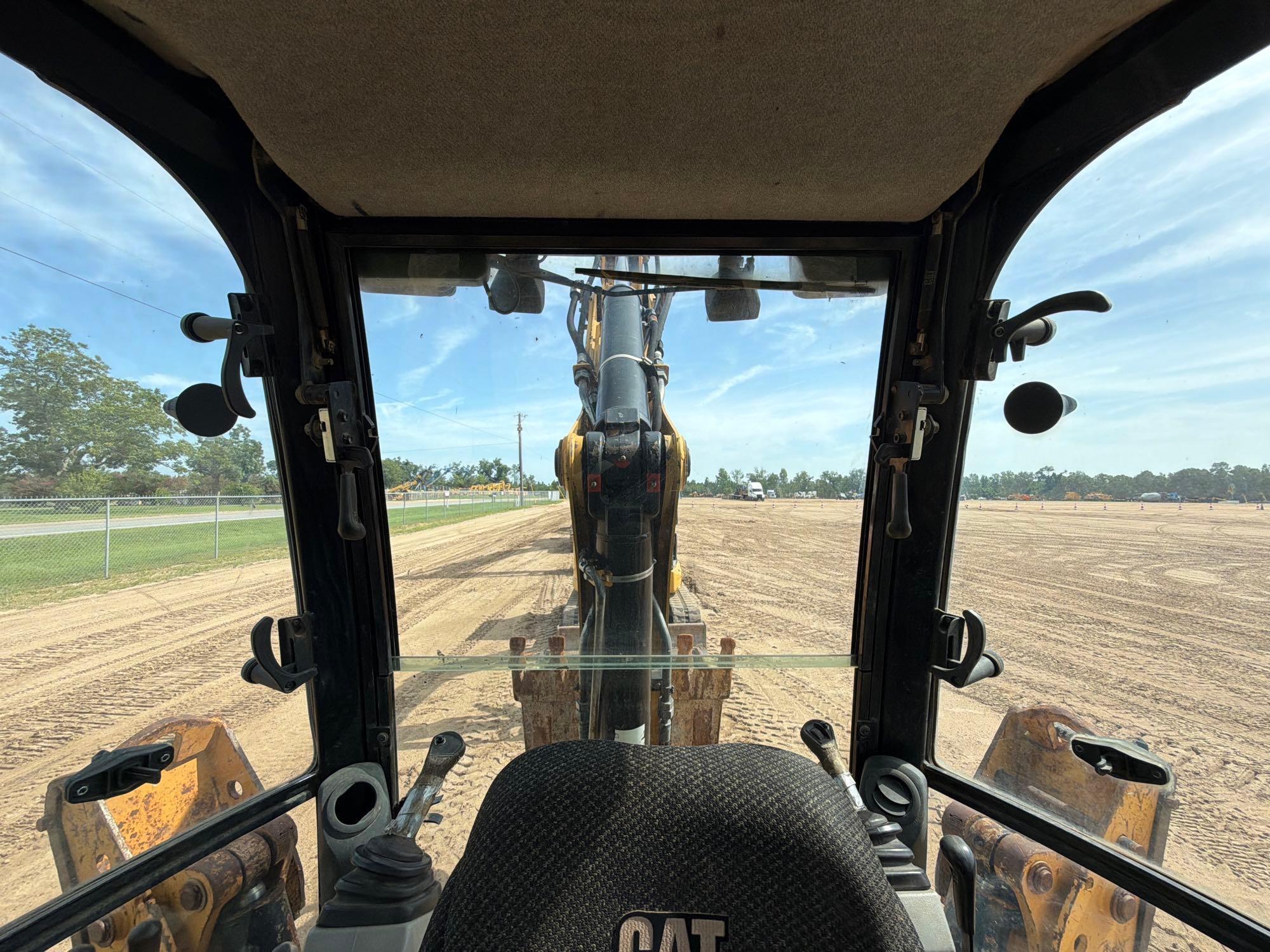 2011 Caterpillar 420E