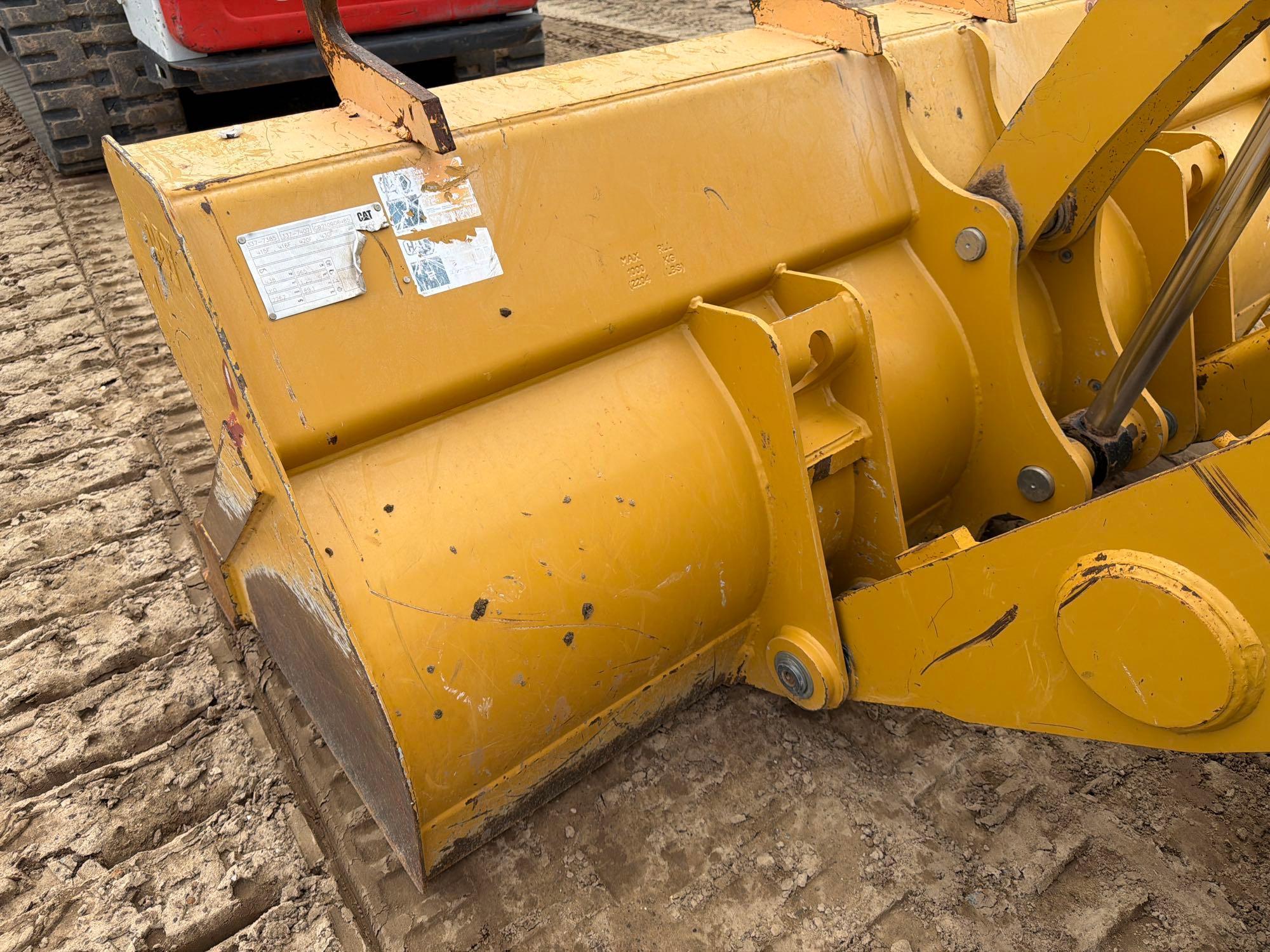 2022 Caterpillar 416