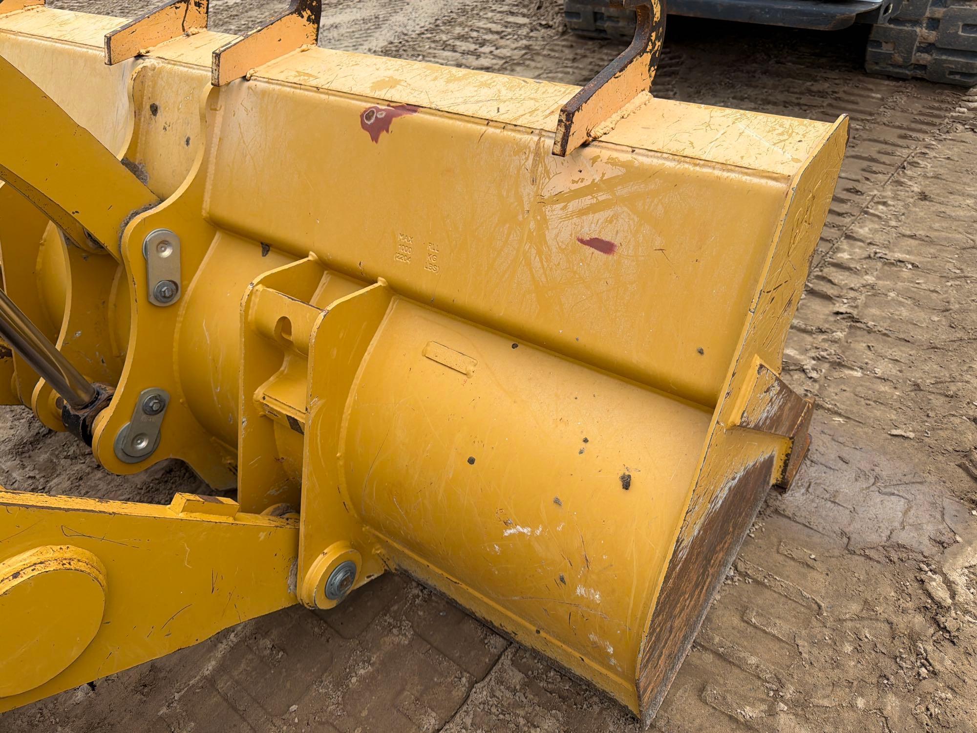 2022 Caterpillar 416