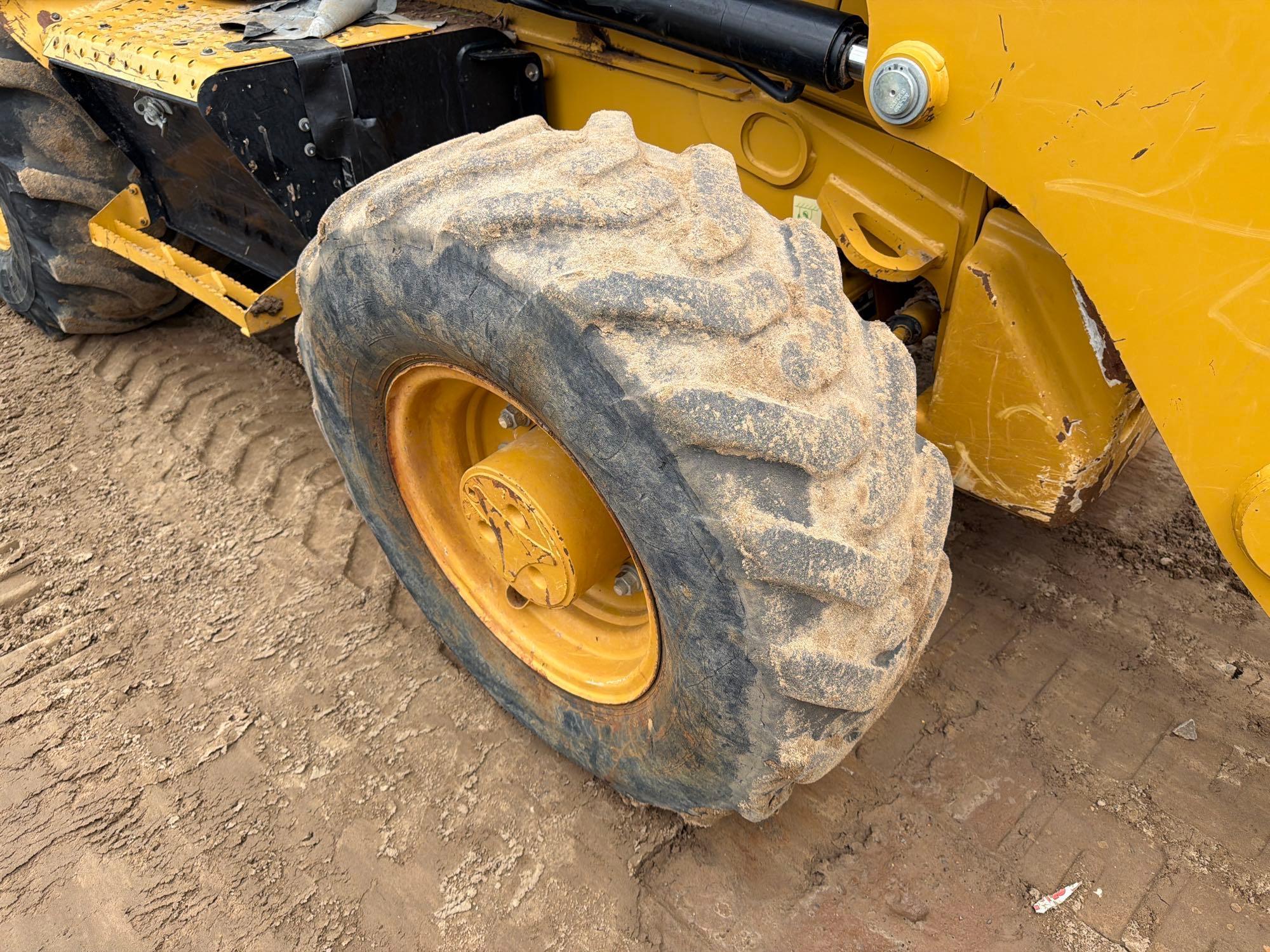 2022 Caterpillar 416