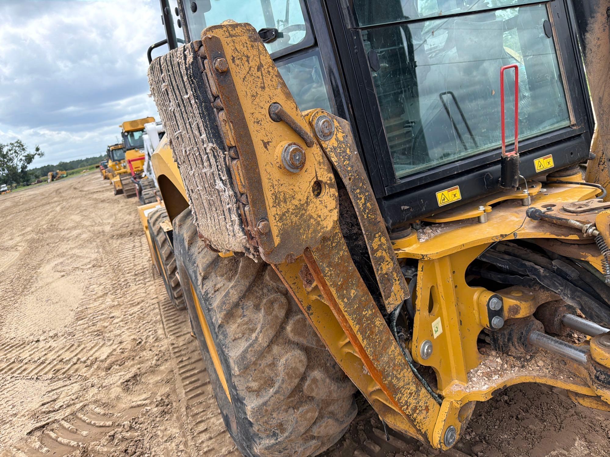 2022 Caterpillar 416