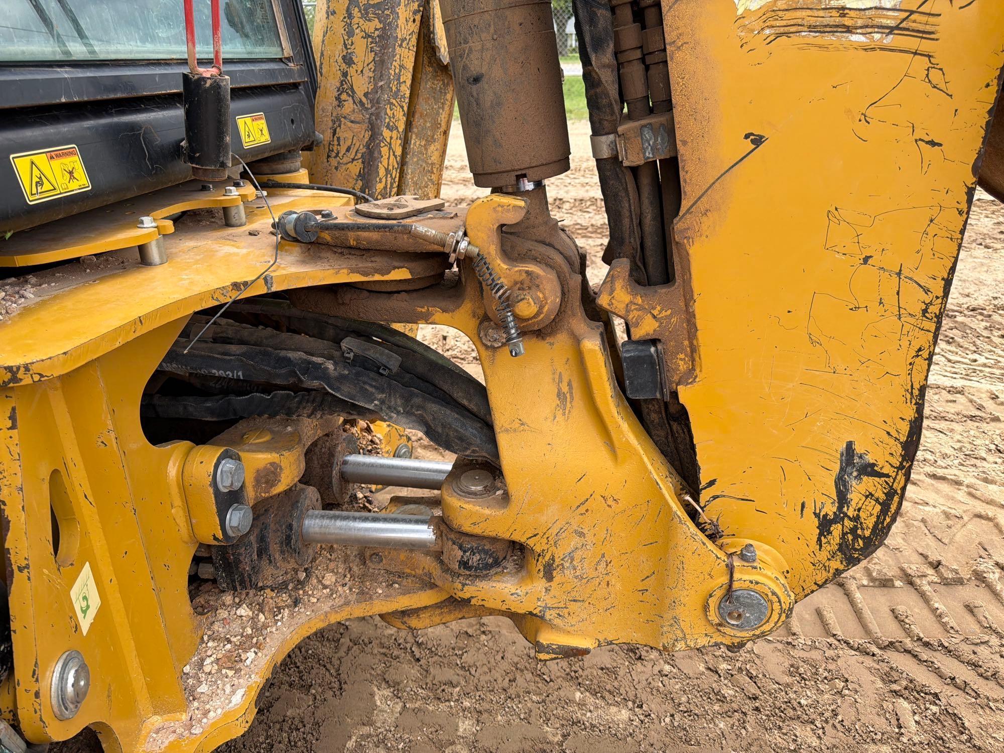 2022 Caterpillar 416