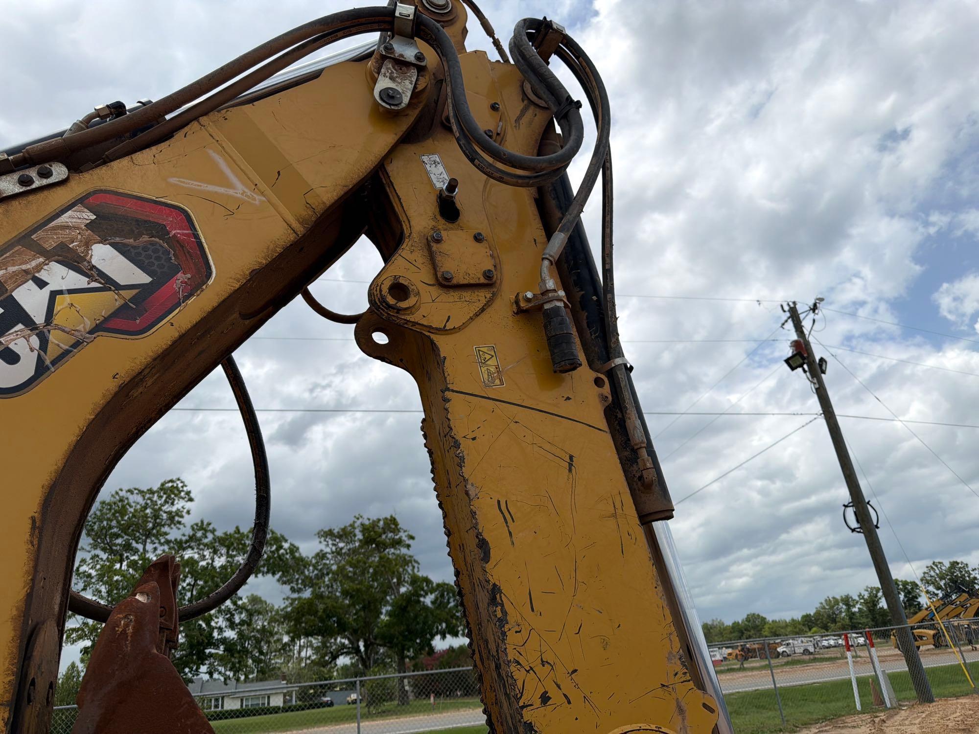 2022 Caterpillar 416