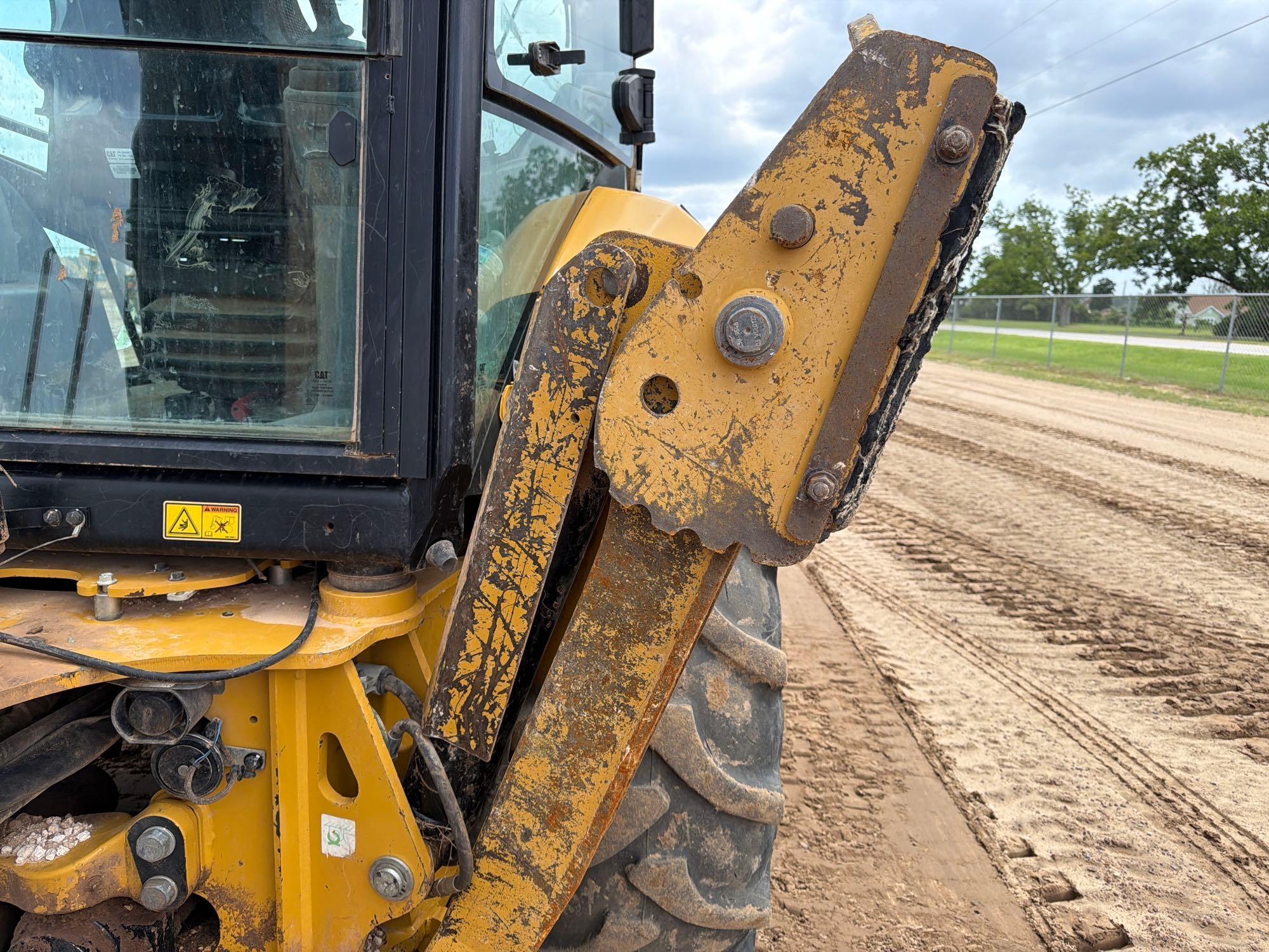 2022 Caterpillar 416
