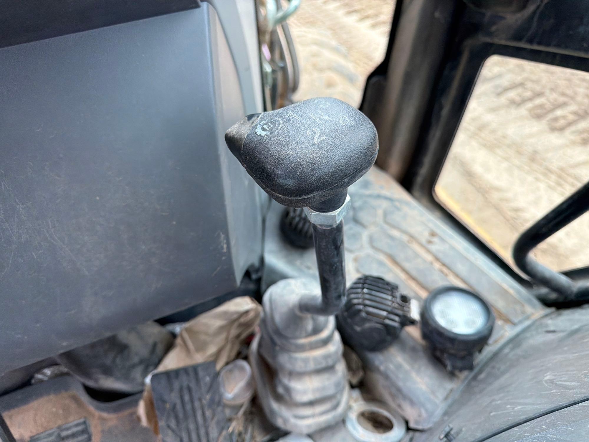 2022 Caterpillar 416