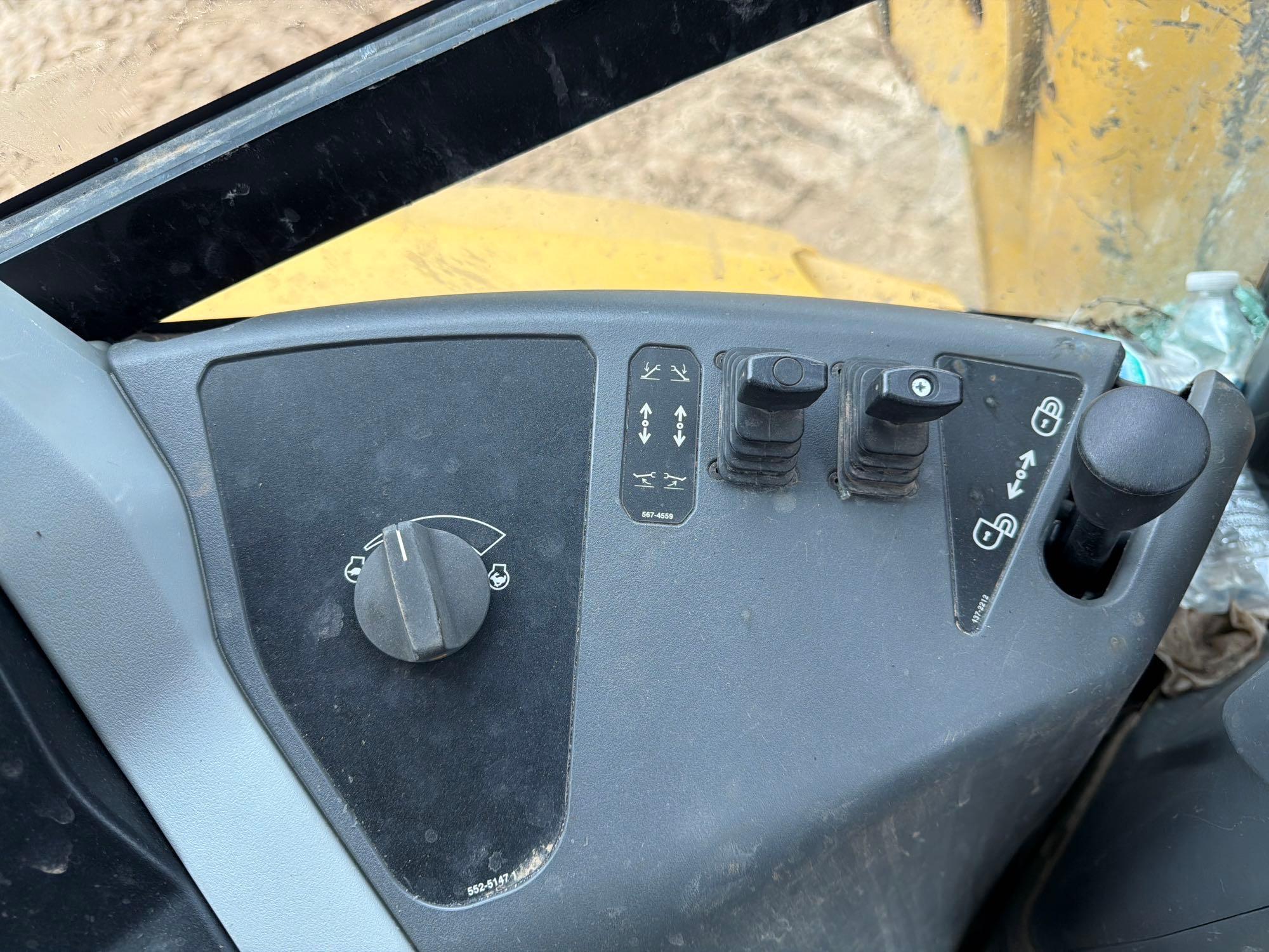 2022 Caterpillar 416