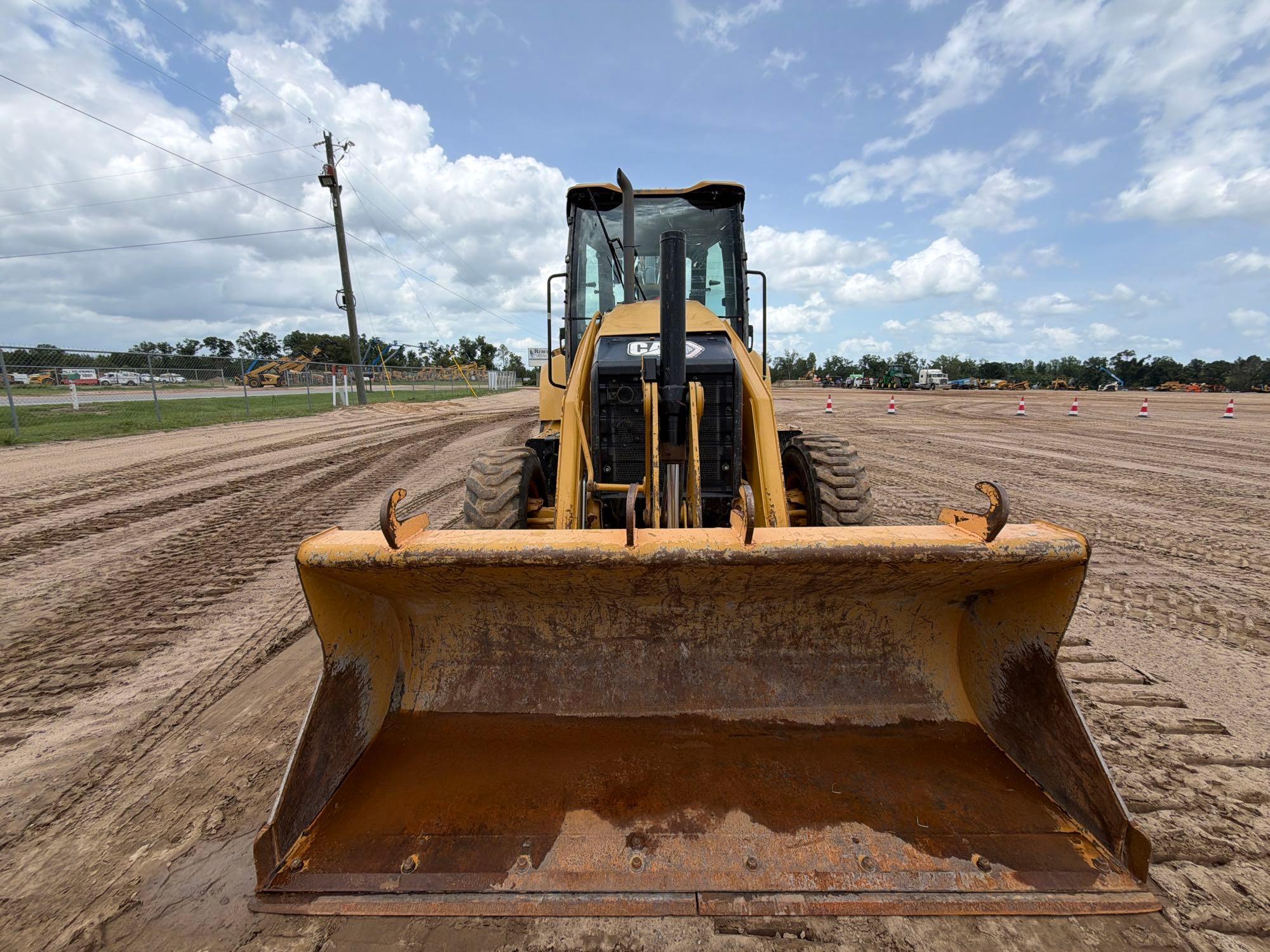 2022 Caterpillar 416