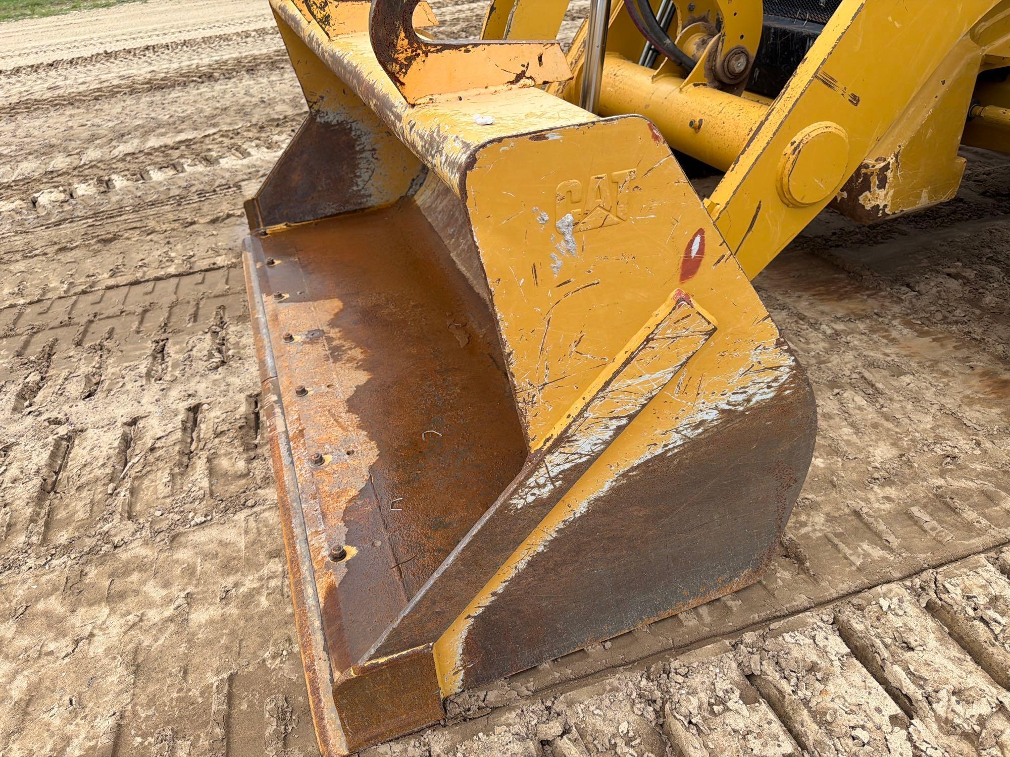 2022 Caterpillar 416