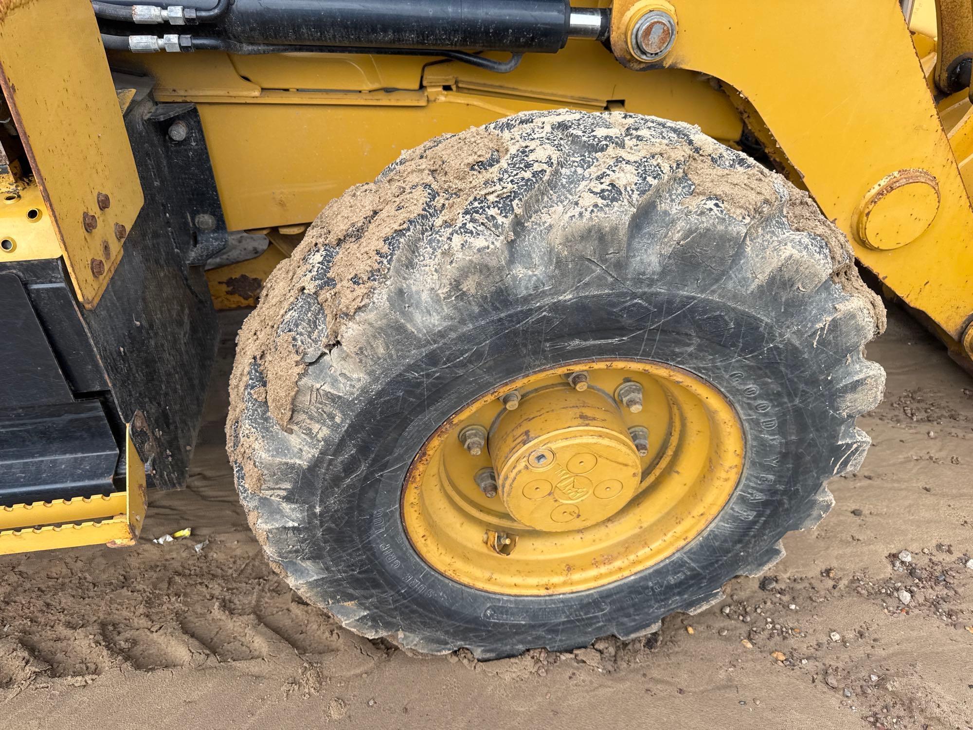 2019 Caterpillar 416F2