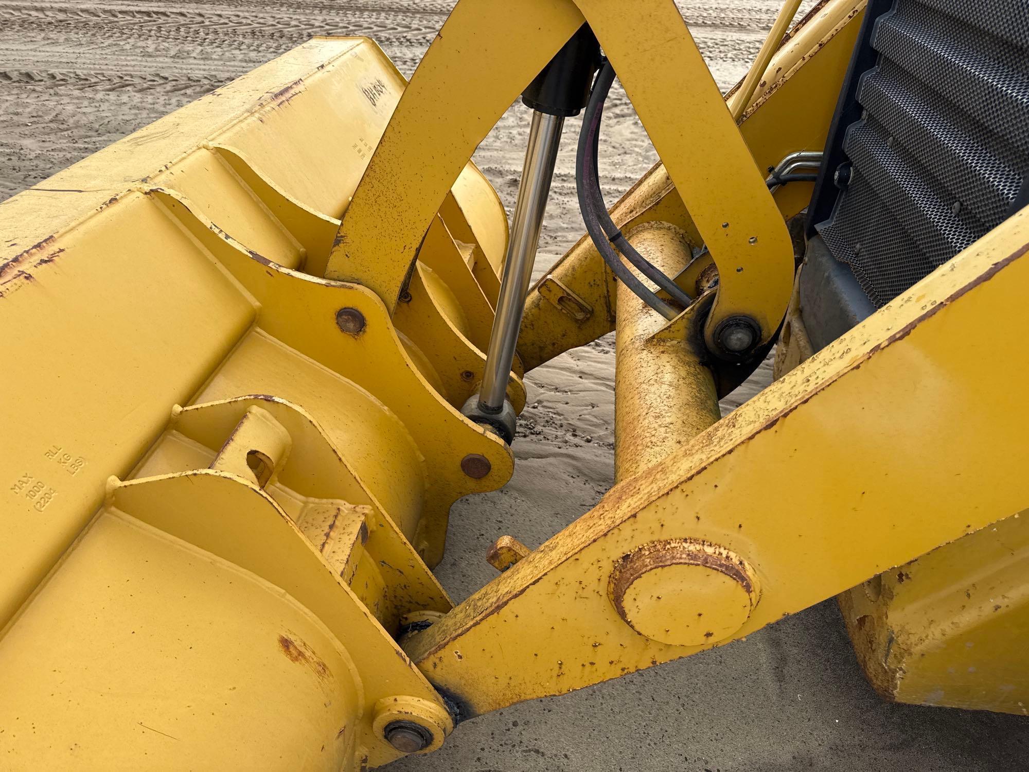 2019 Caterpillar 416F2