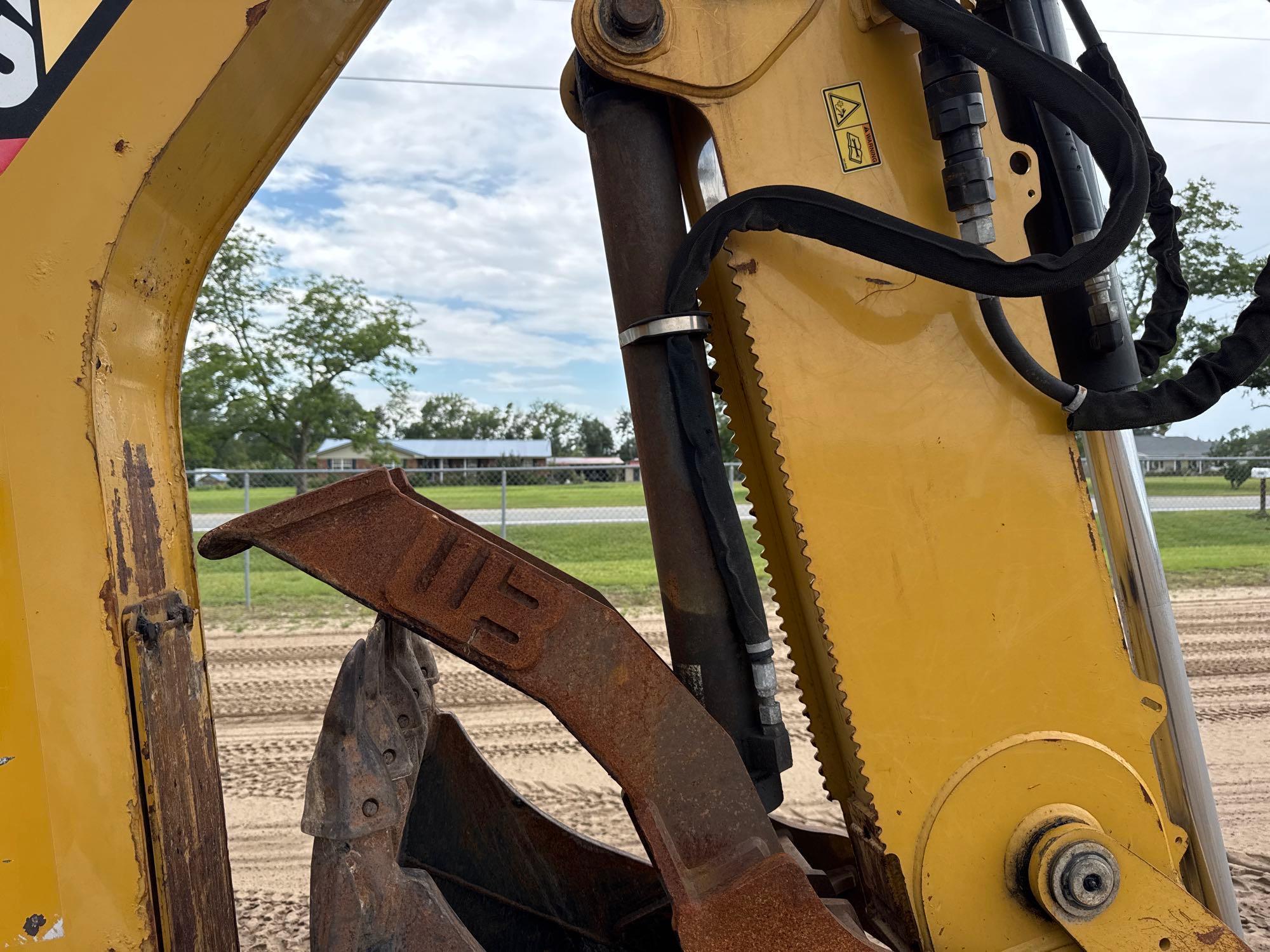 2019 Caterpillar 416F2