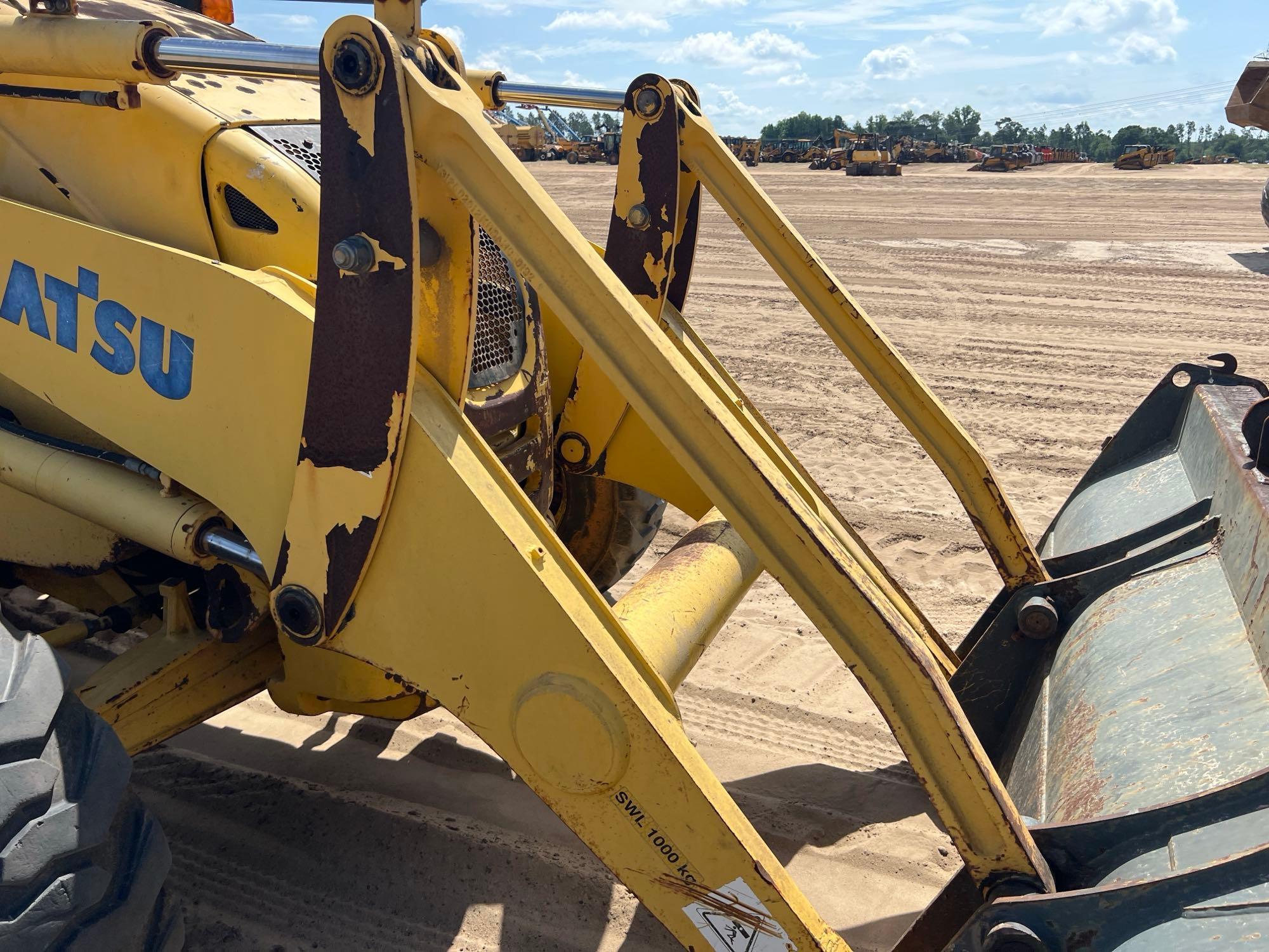 2007 Komatsu WB146-5