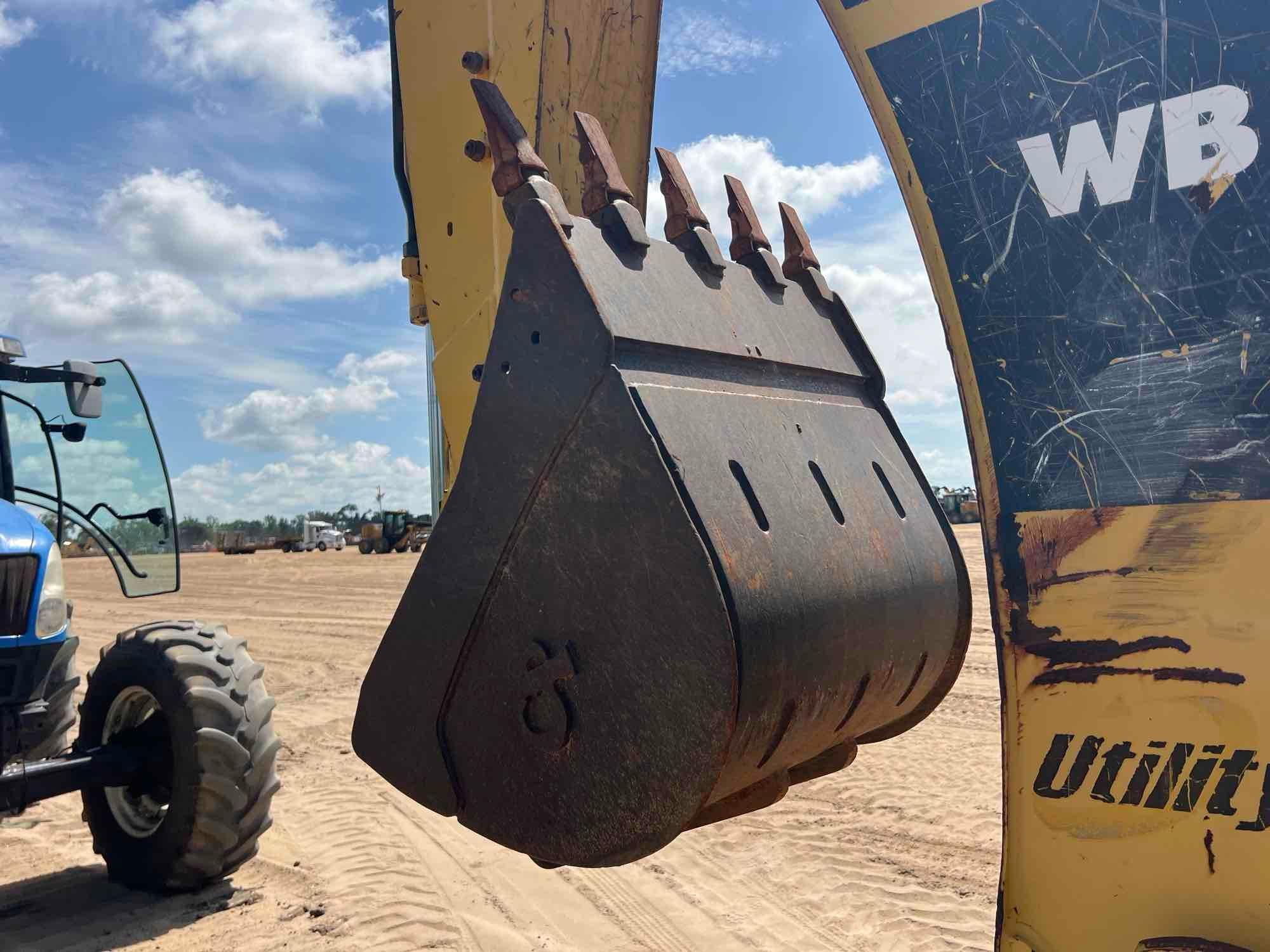 2007 Komatsu WB146-5
