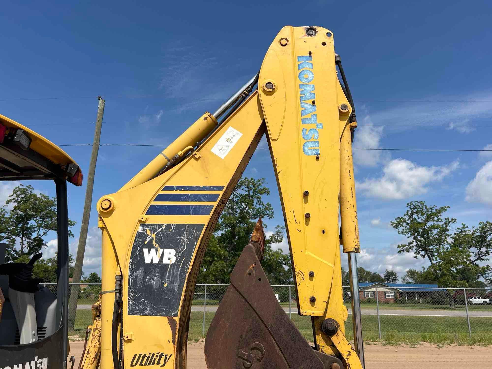 2007 Komatsu WB146-5