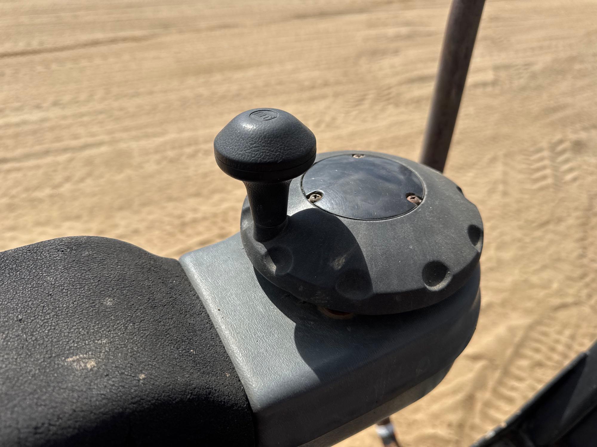 2015 Caterpillar CB54B
