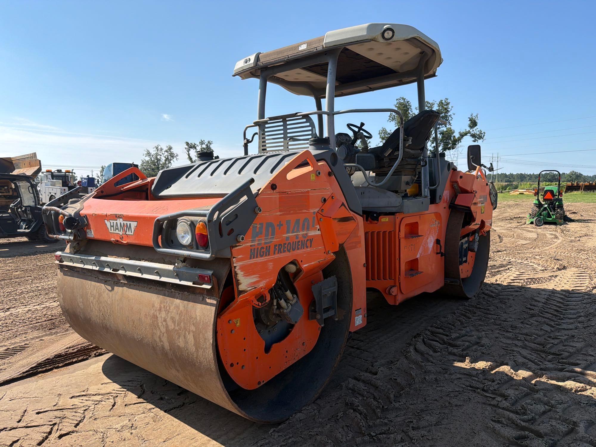 2015 Hamm HD+140VV