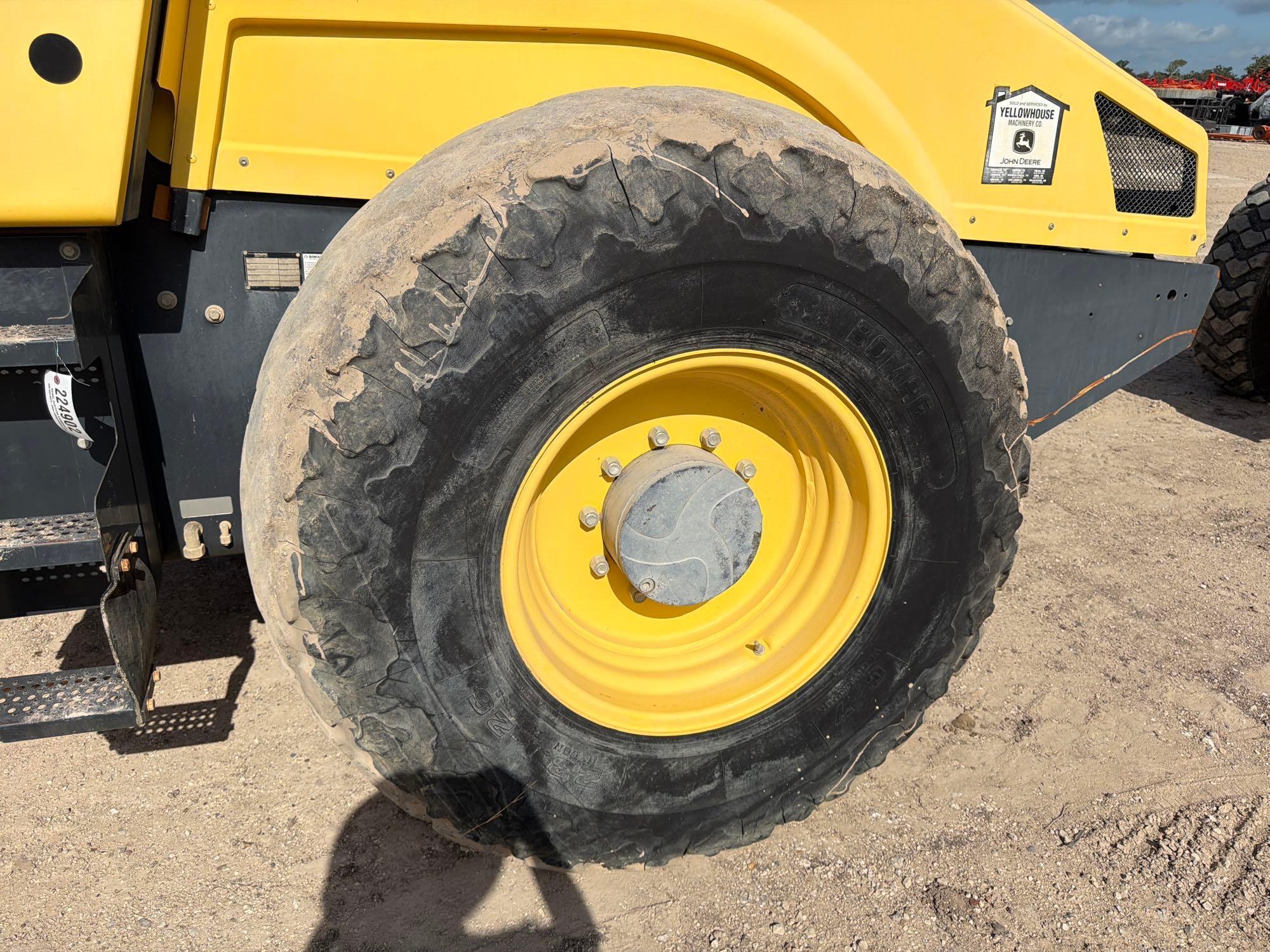 2014 Bomag BW211 SERIES