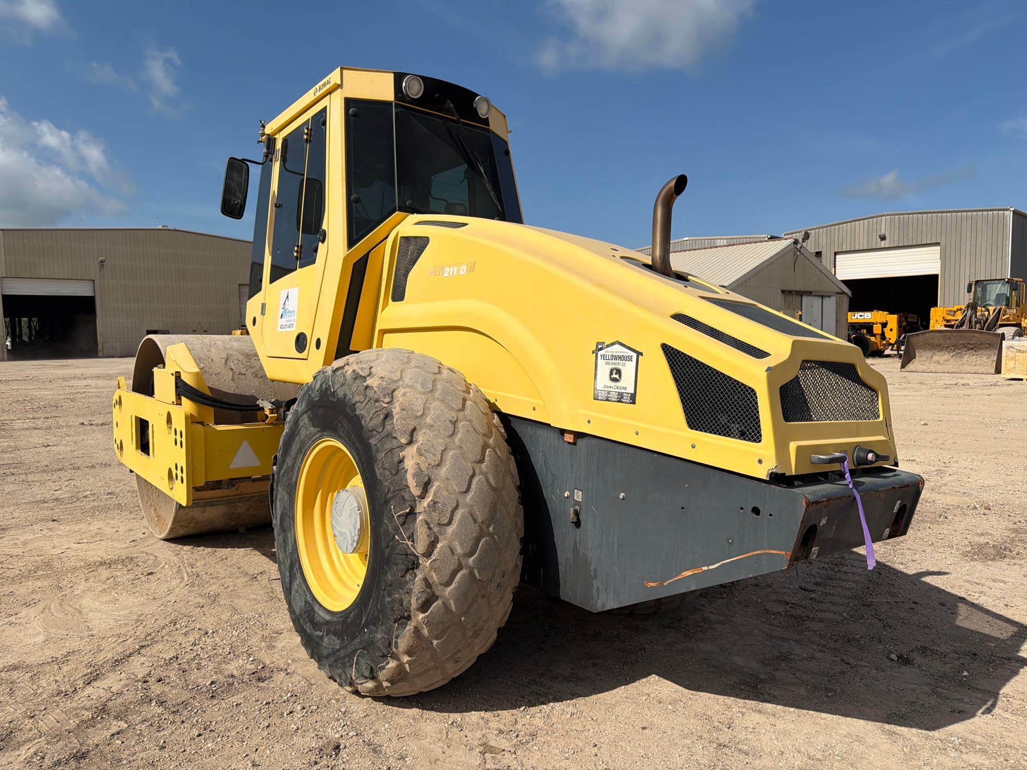 2014 Bomag BW211 SERIES