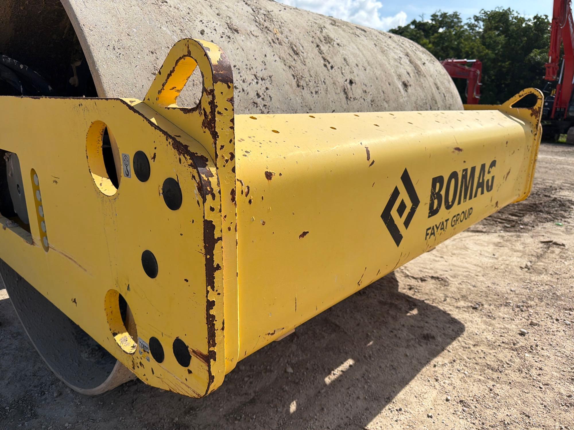 2014 Bomag BW211 SERIES