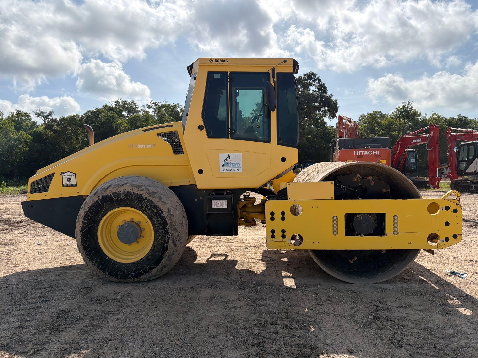 2014 Bomag BW211 SERIES