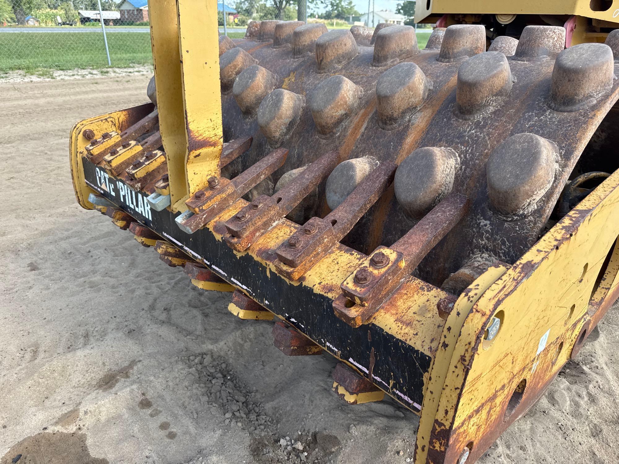2003 Caterpillar CP-433E
