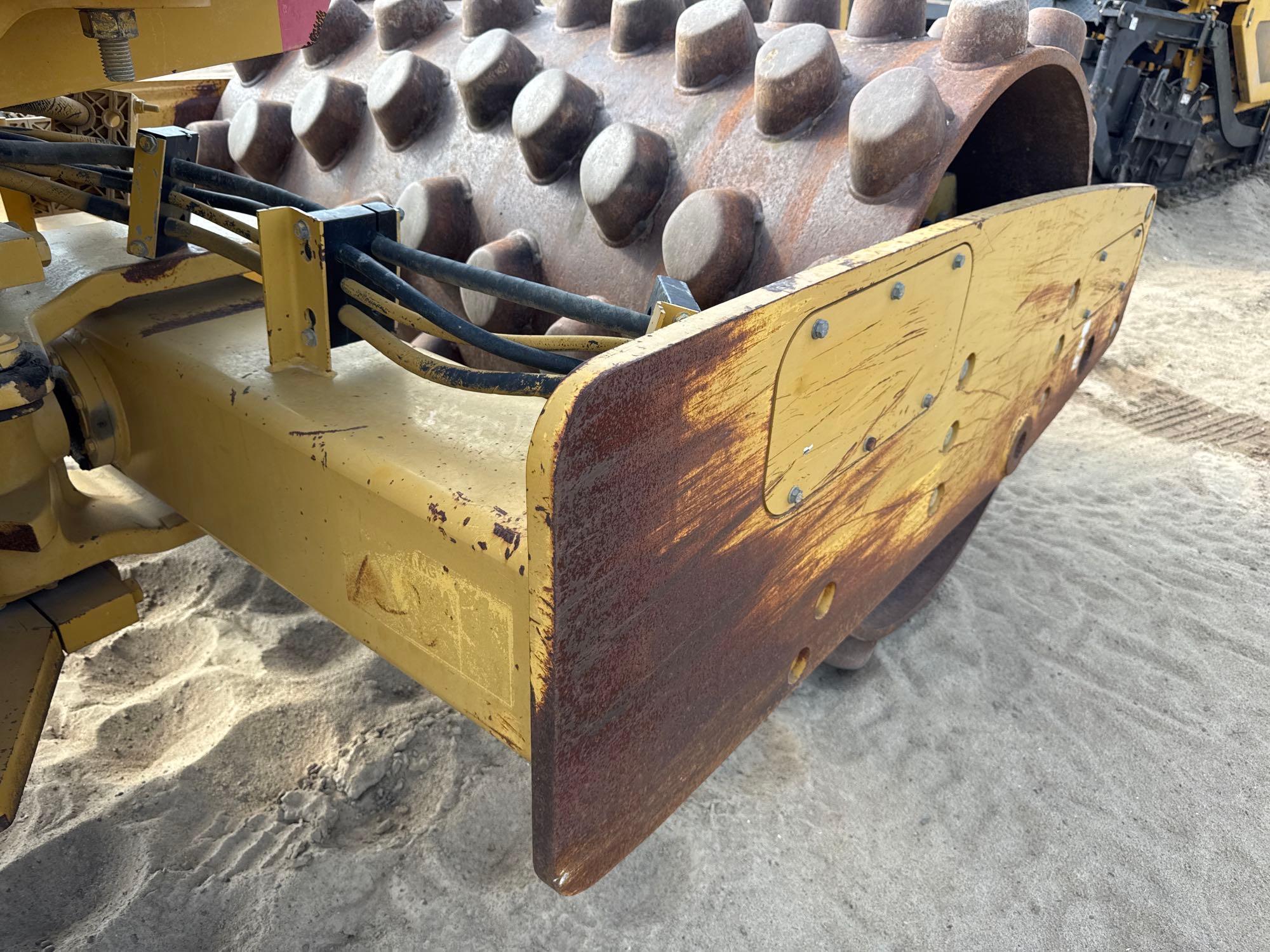 2003 Caterpillar CP-433E