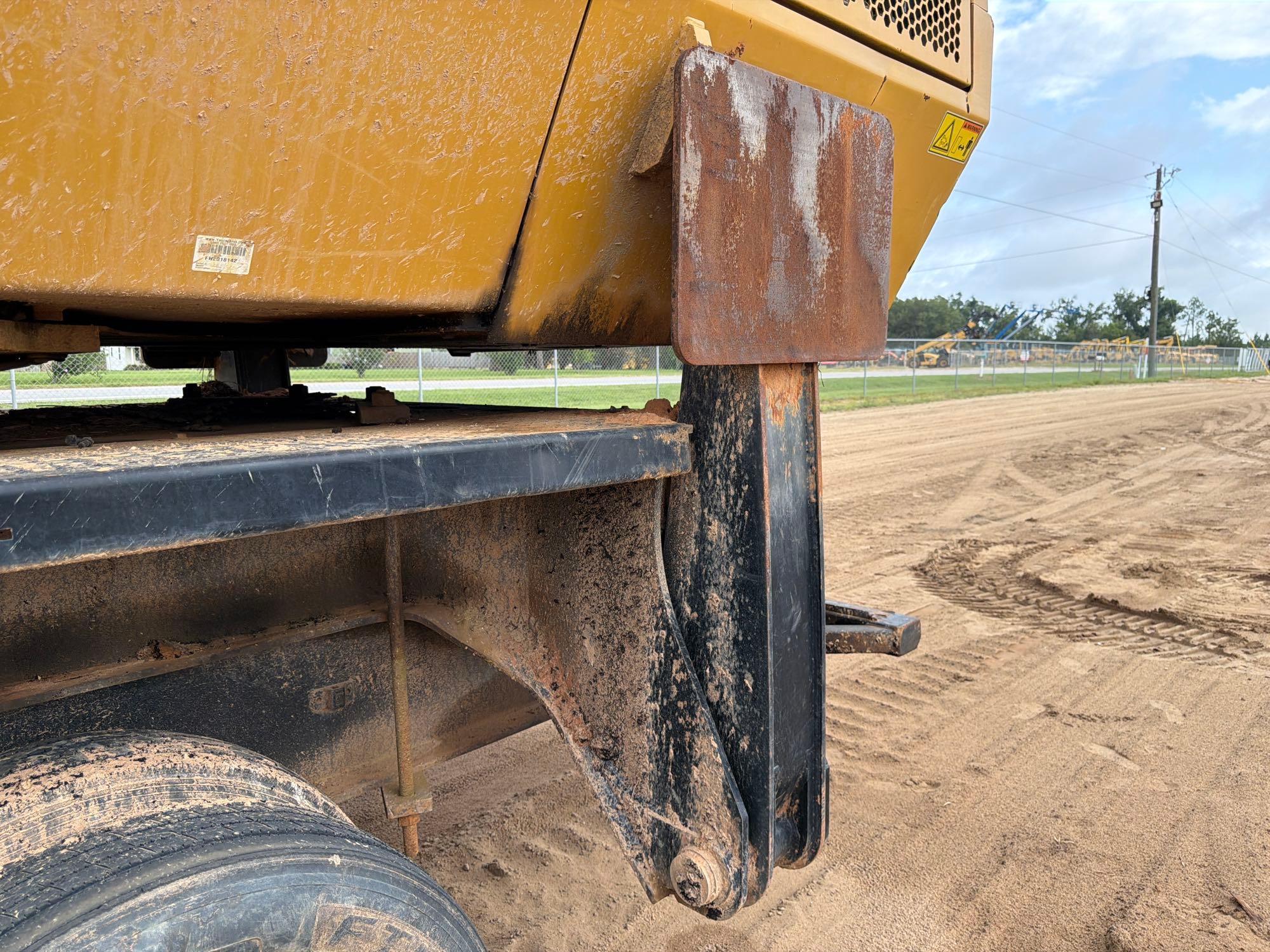 2019 Caterpillar 559