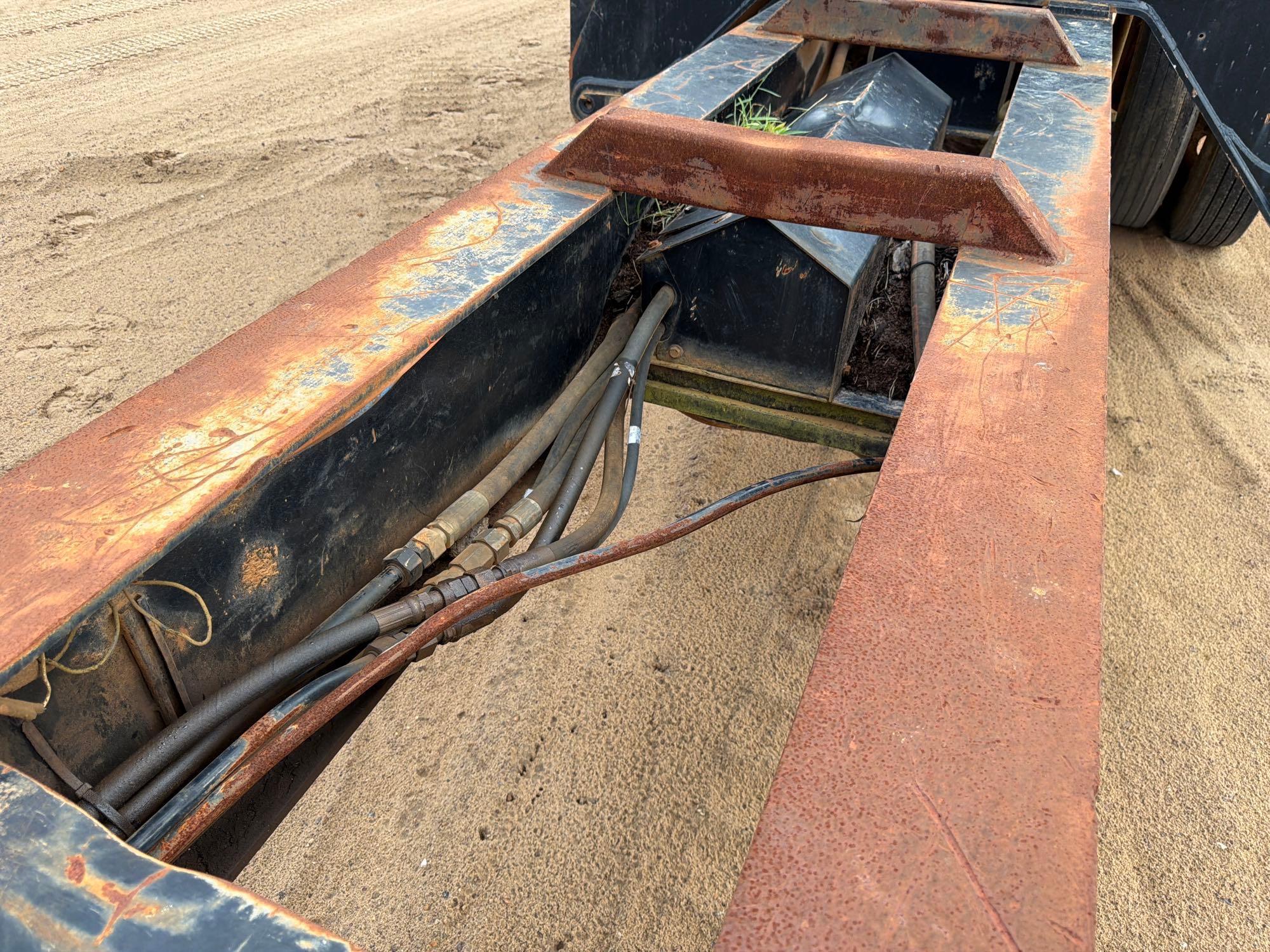 2019 Caterpillar 559