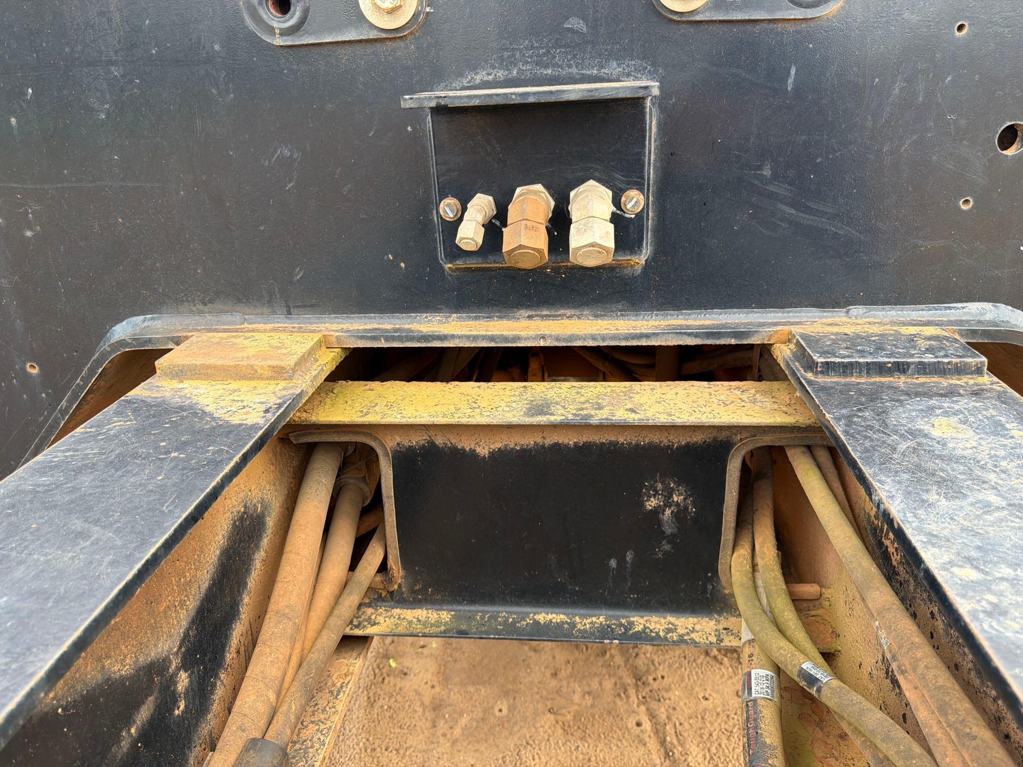 2019 Caterpillar 559