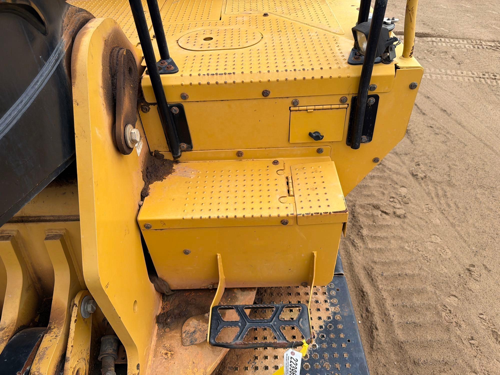 2019 Caterpillar 559