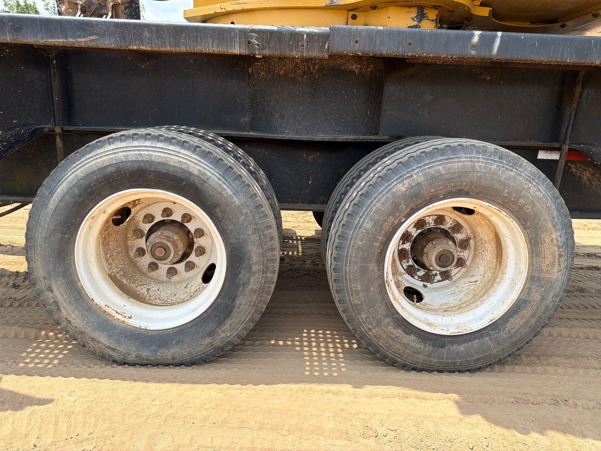 2015 Caterpillar 559