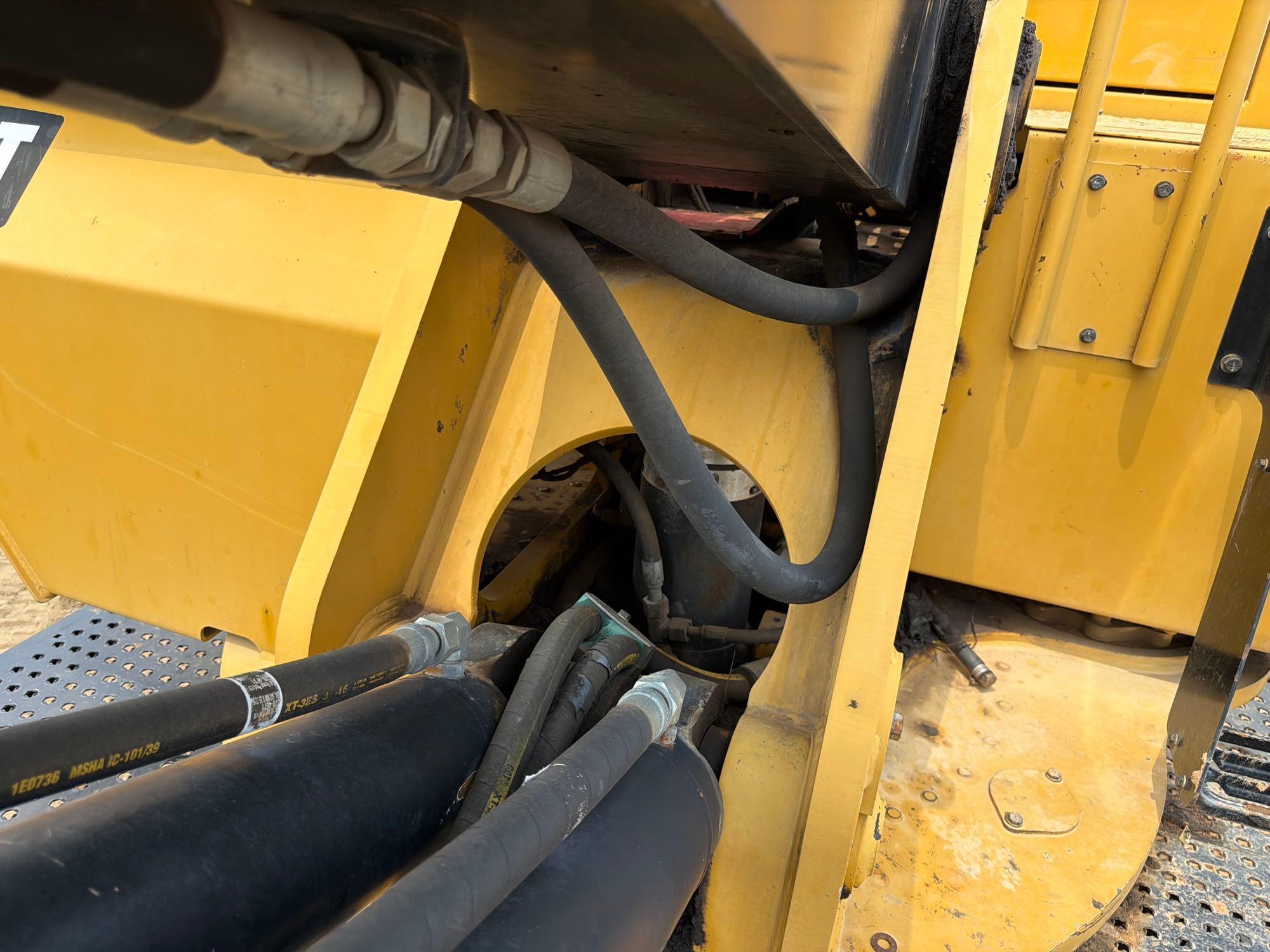 2015 Caterpillar 559