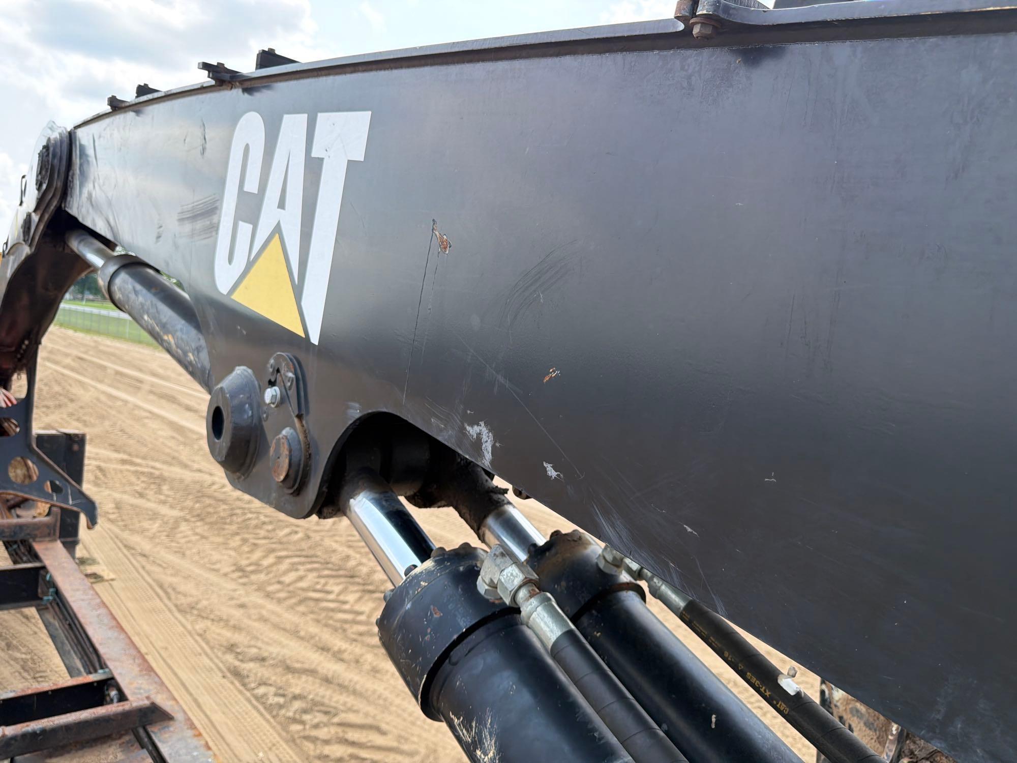 2015 Caterpillar 559