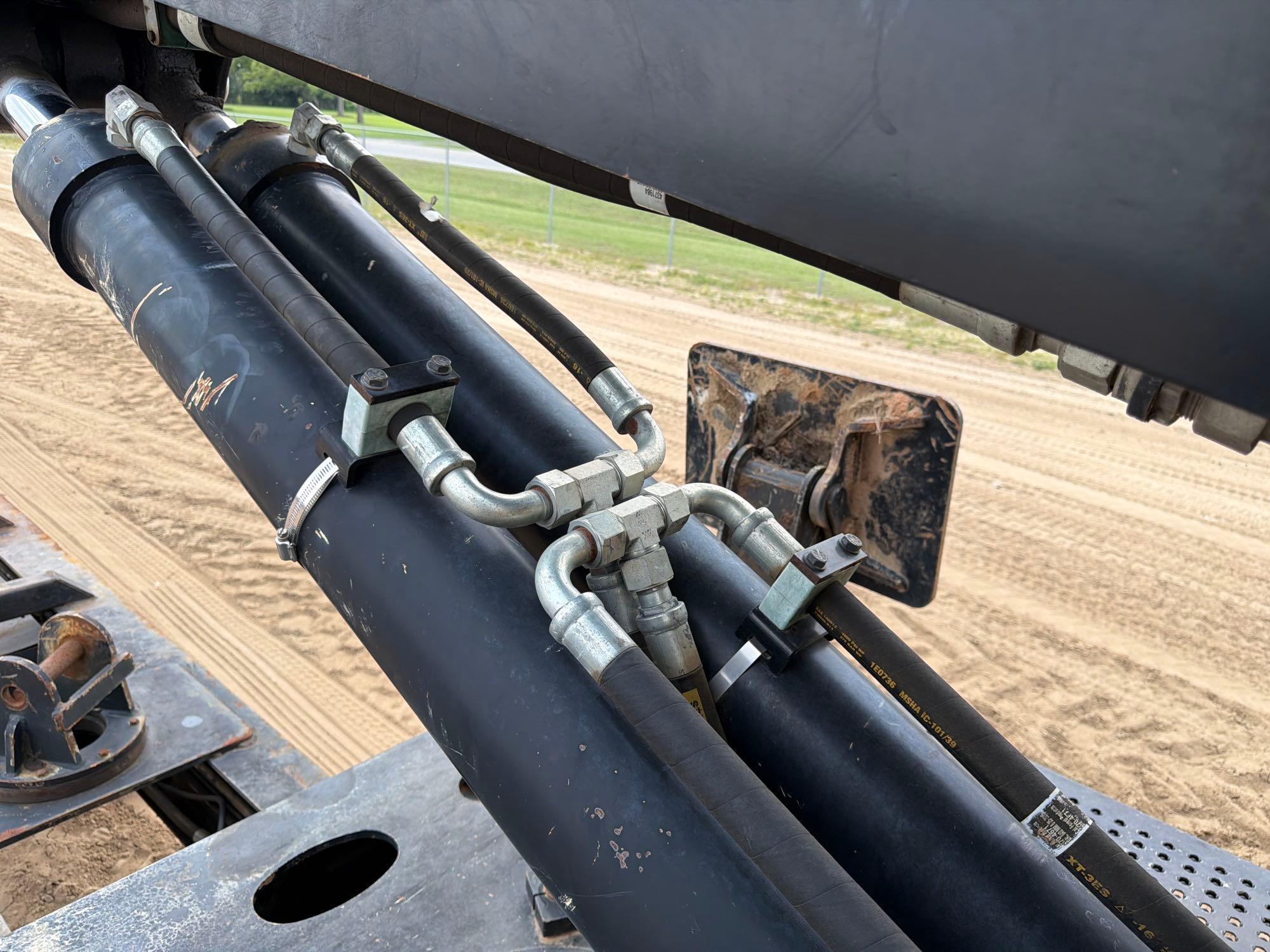 2015 Caterpillar 559