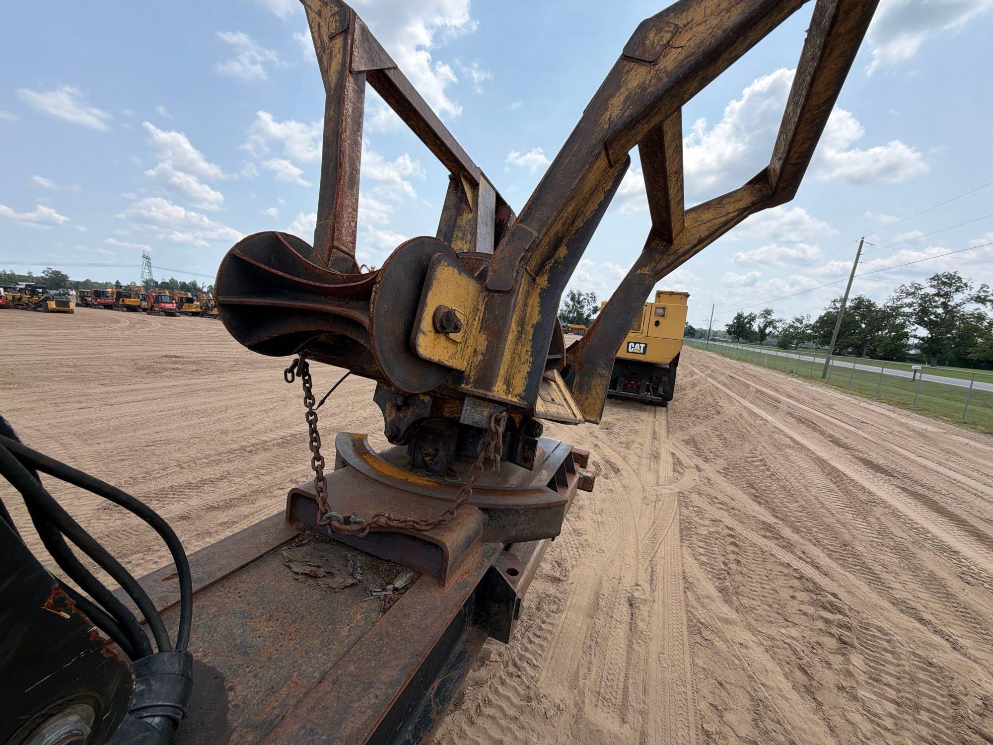 2015 Caterpillar 559