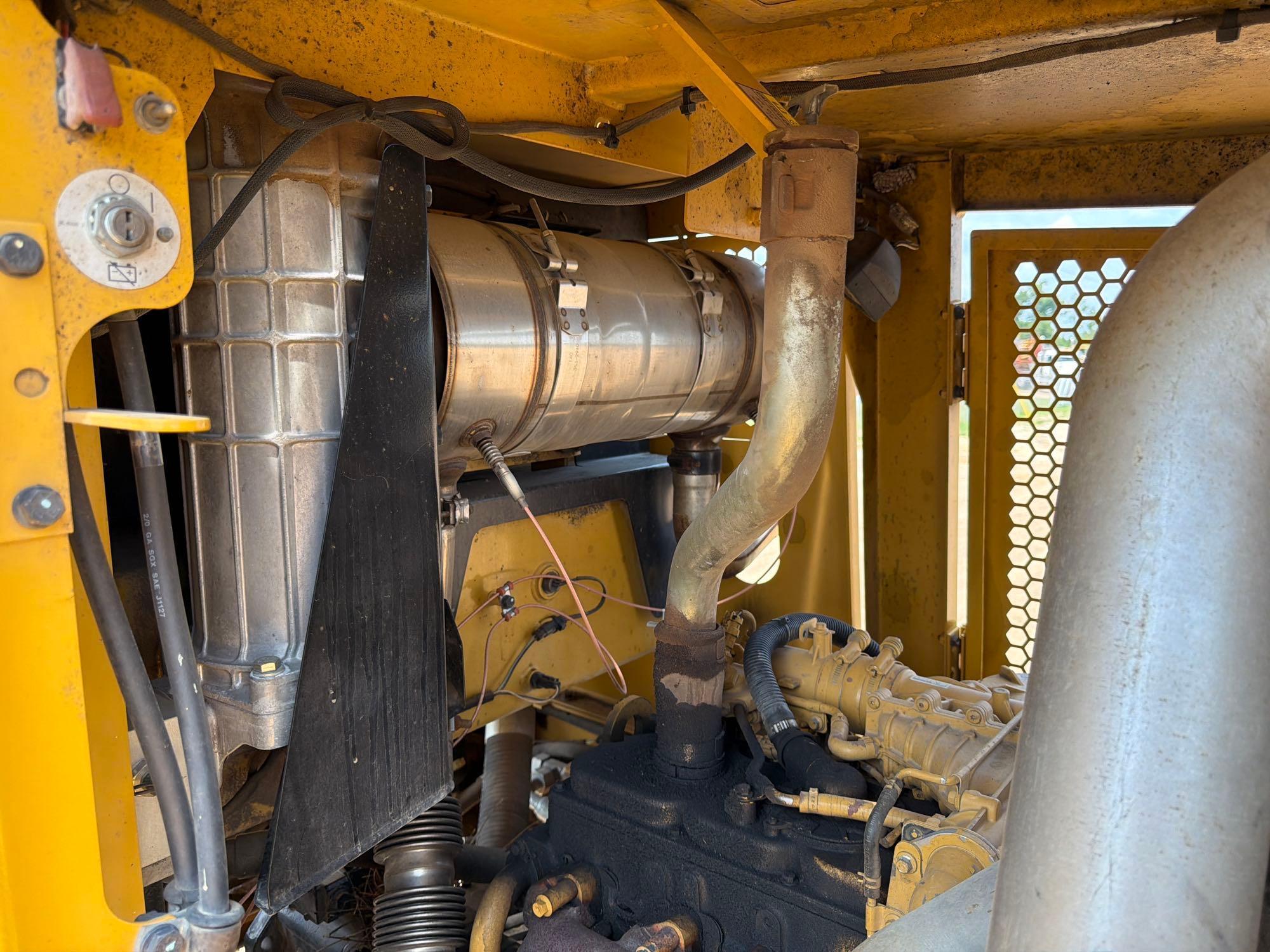 2015 Caterpillar 559