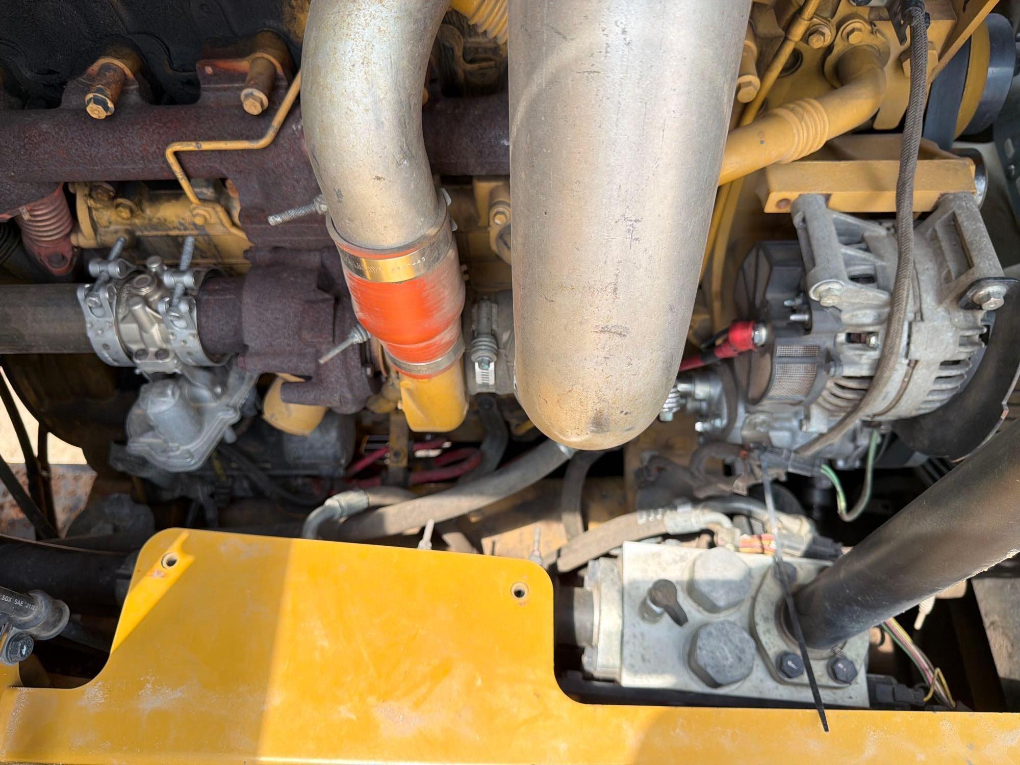 2015 Caterpillar 559
