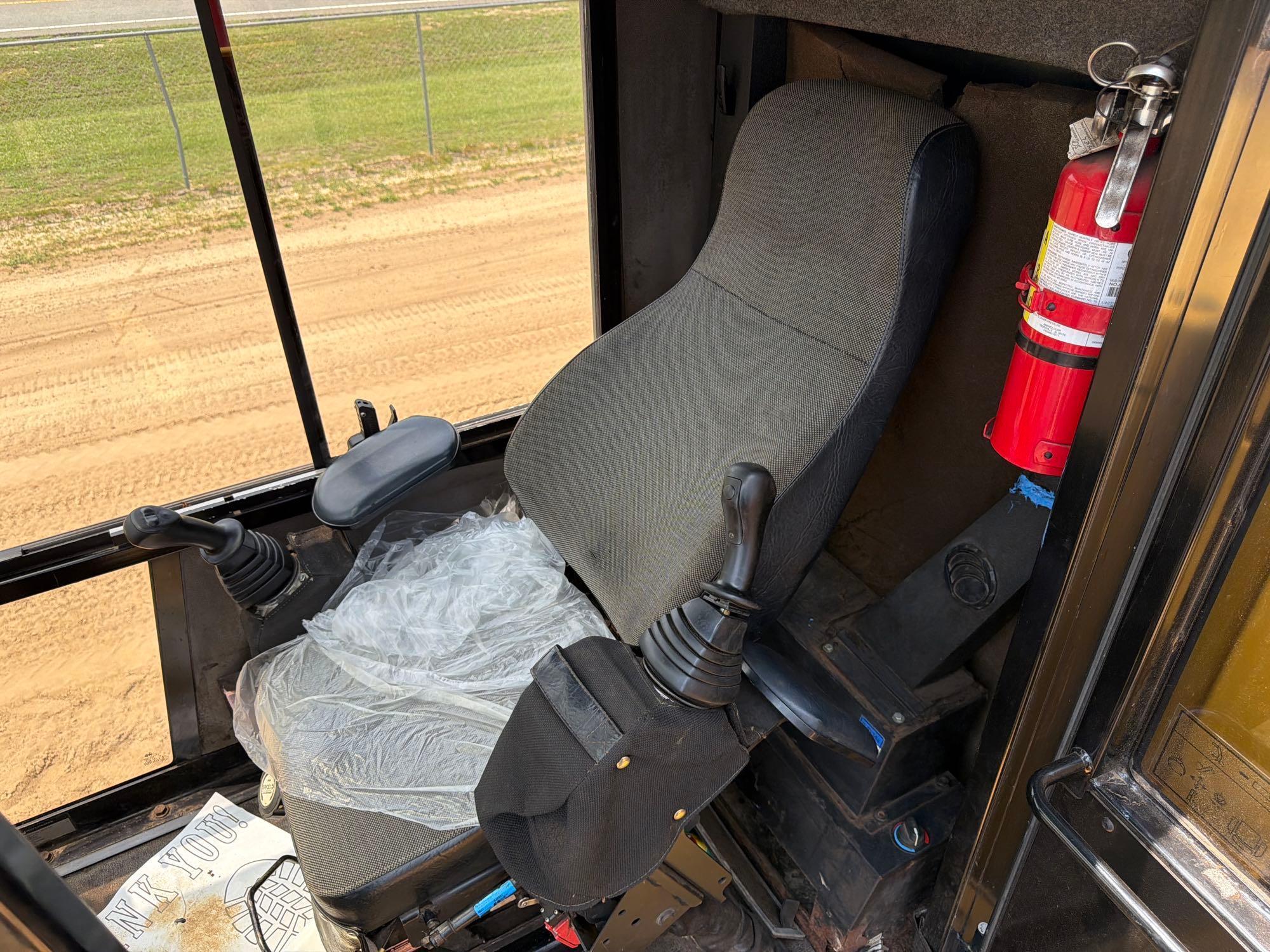 2015 Caterpillar 559