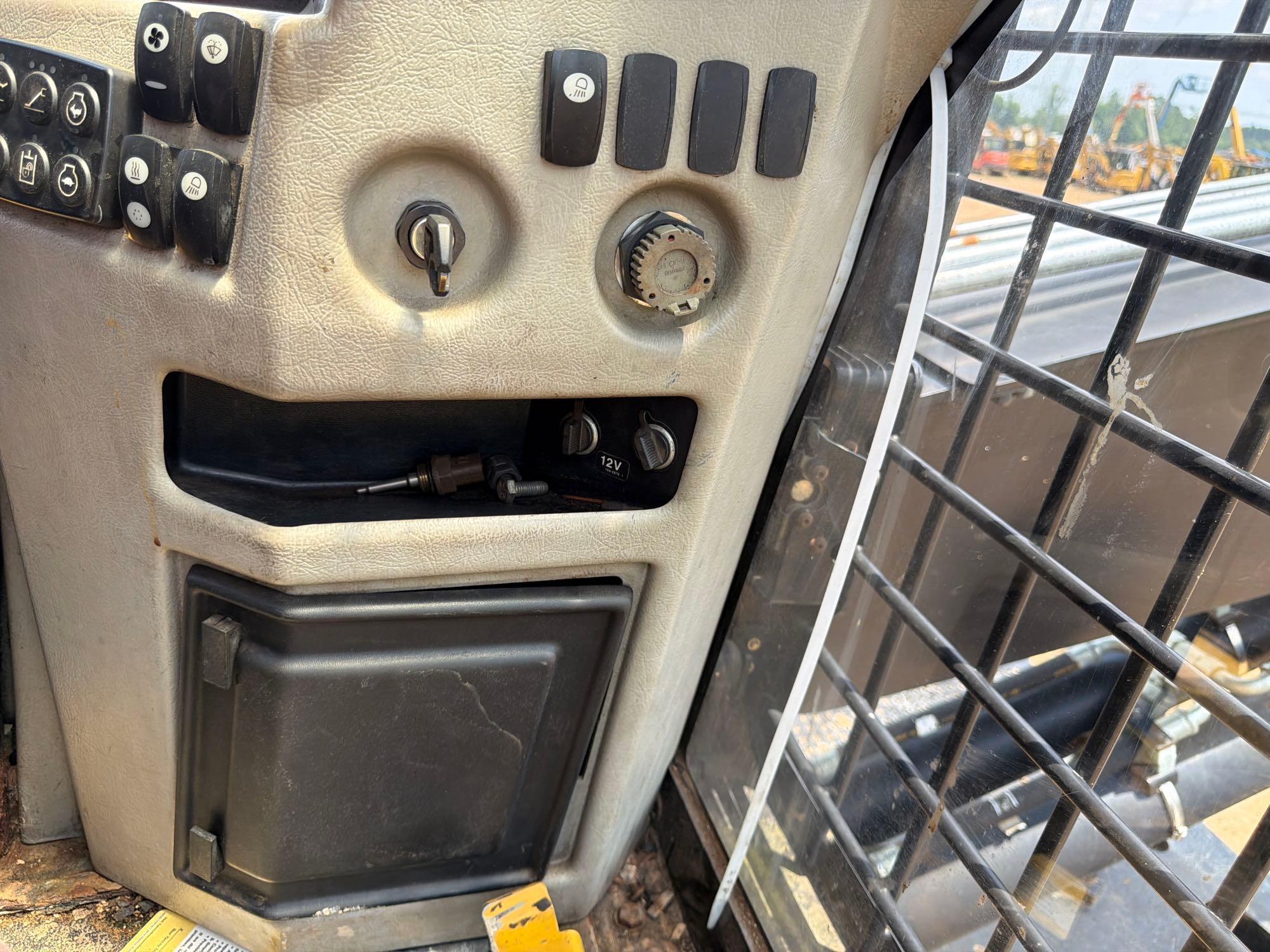 2015 Caterpillar 559