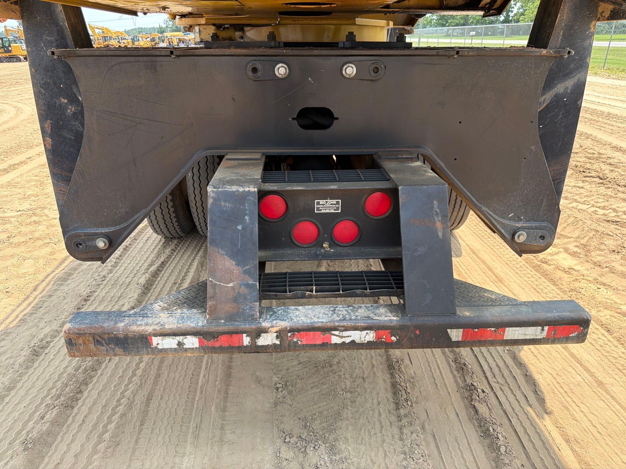 2015 Caterpillar 559