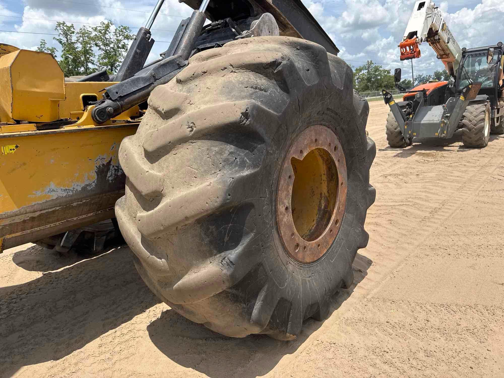 2015 Caterpillar 545D