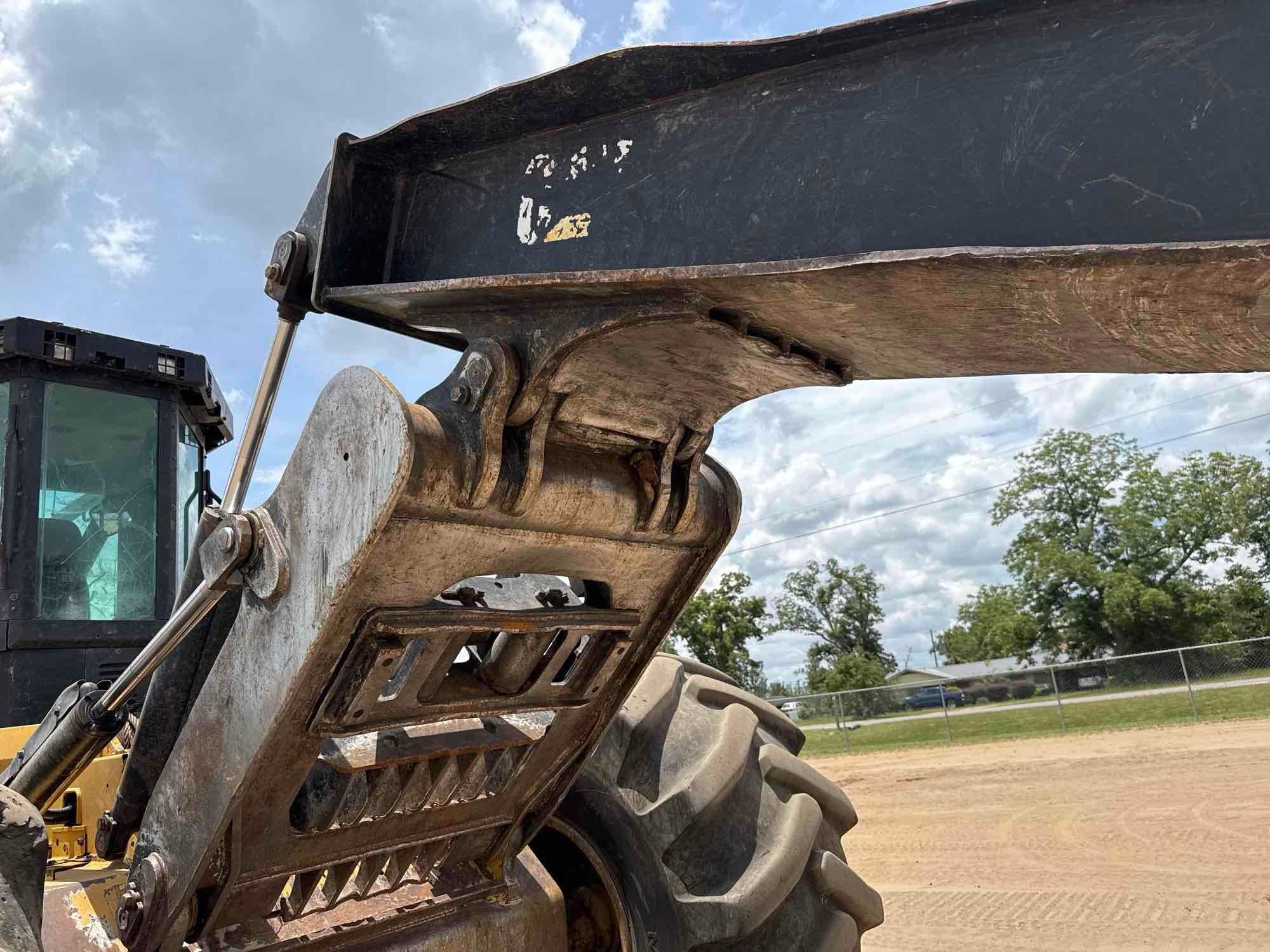 2015 Caterpillar 545D