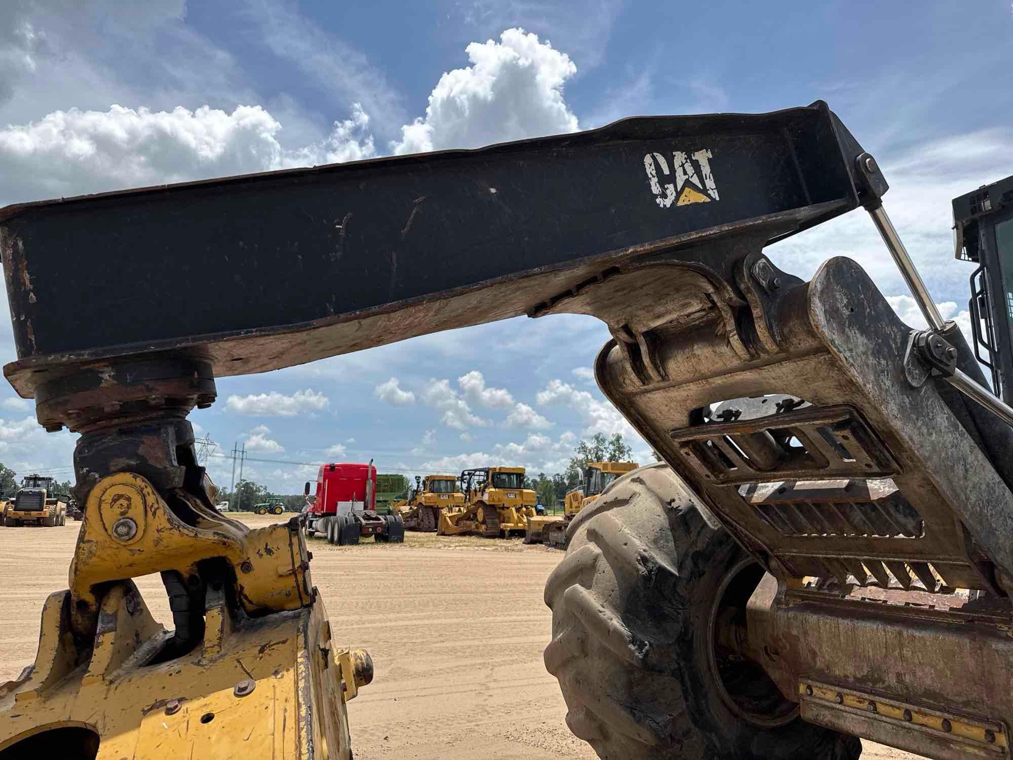 2015 Caterpillar 545D