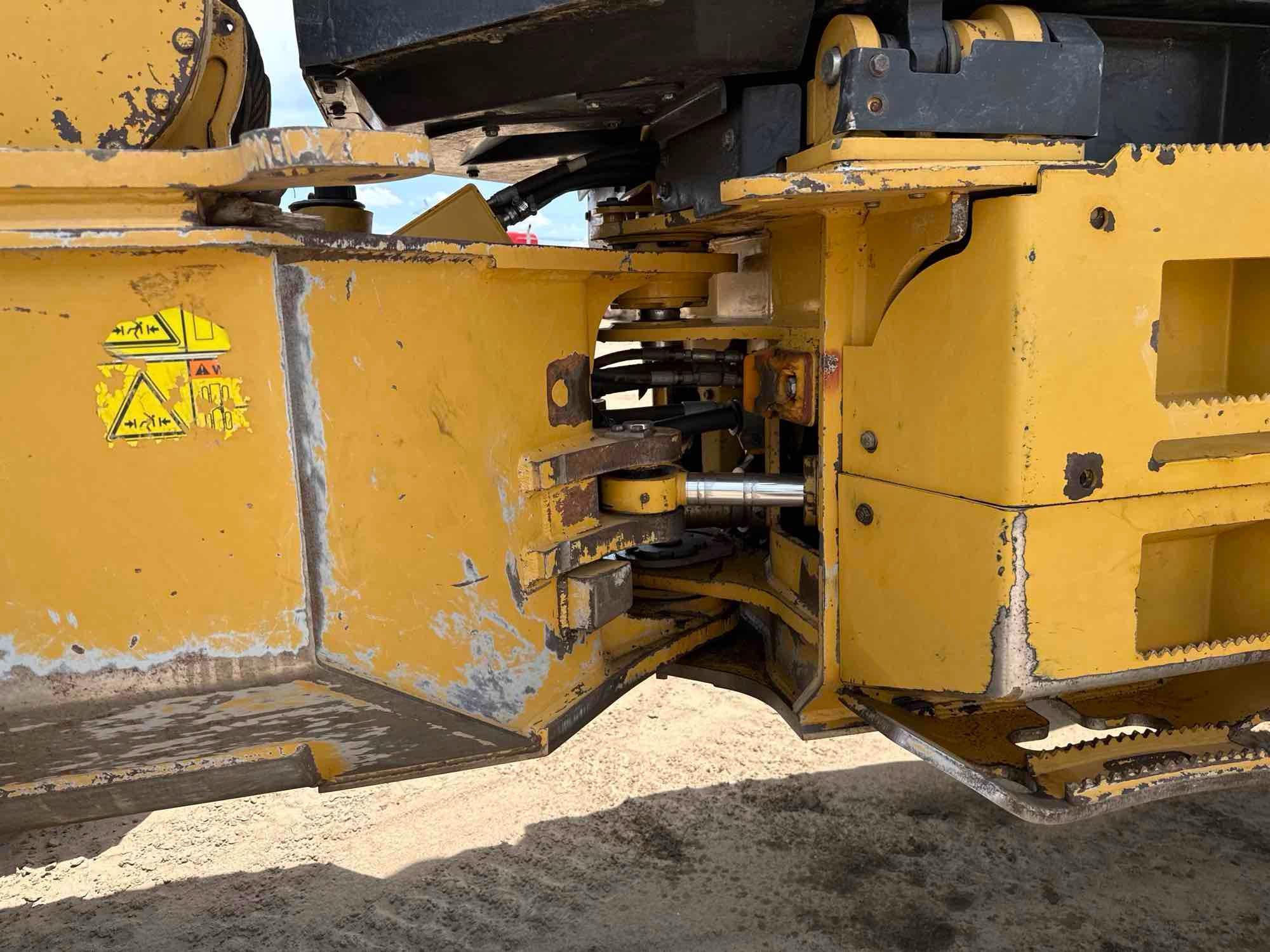 2015 Caterpillar 545D