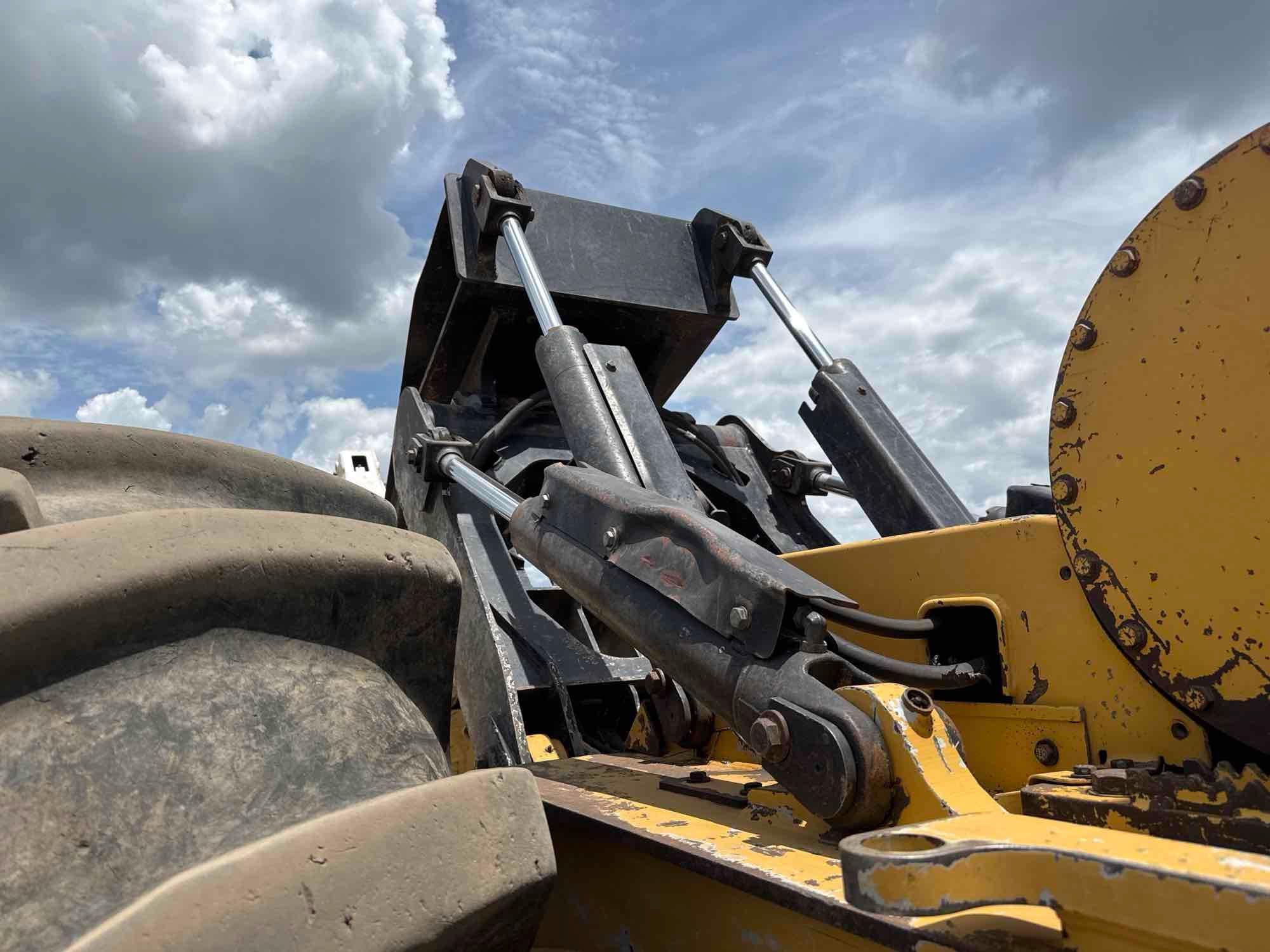 2015 Caterpillar 545D